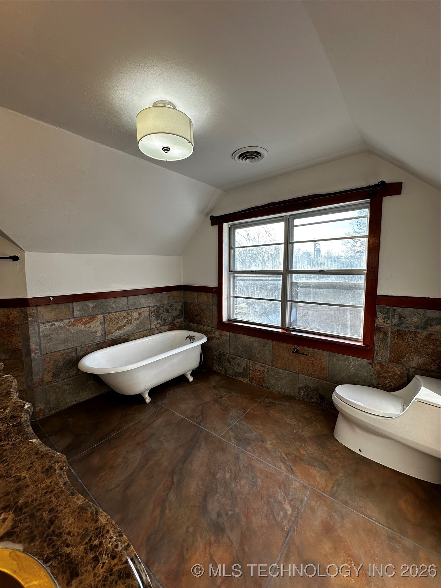 420 S Main Property Photo 27