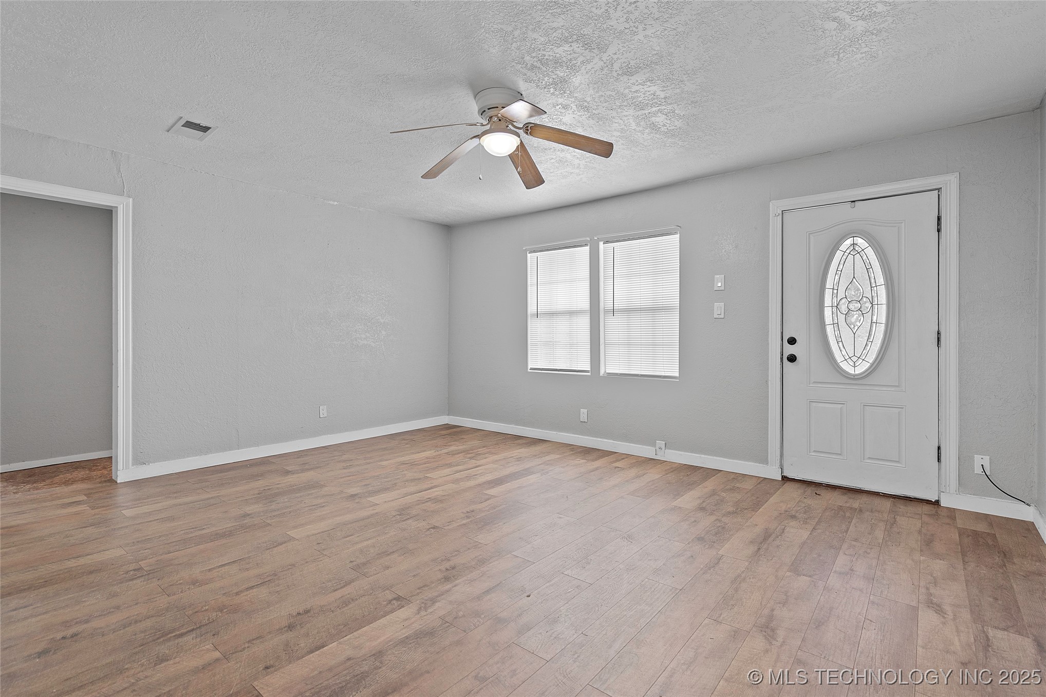 1104 Veterans Avenue Property Photo 4