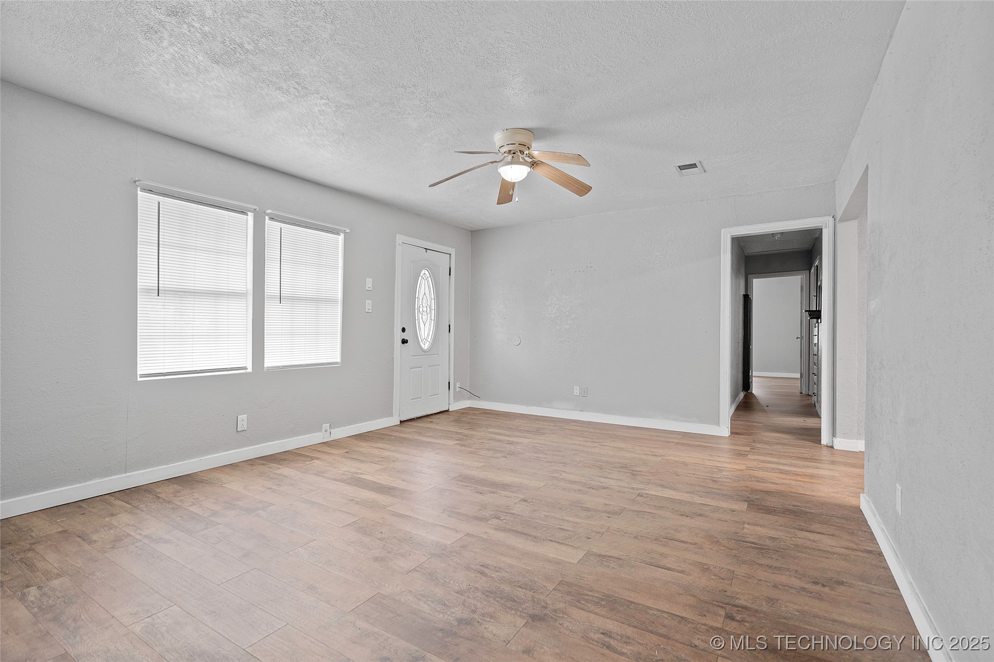 1104 Veterans Avenue Property Photo 5