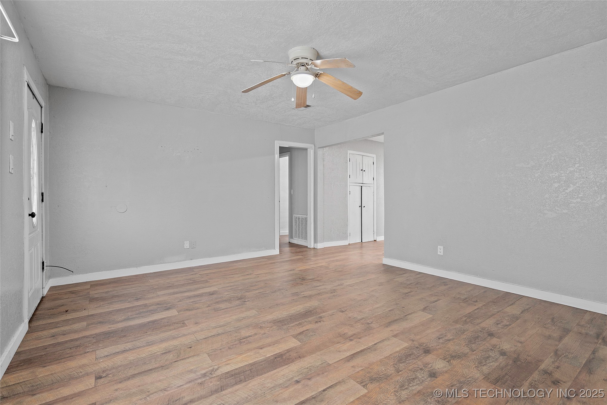 1104 Veterans Avenue Property Photo 6