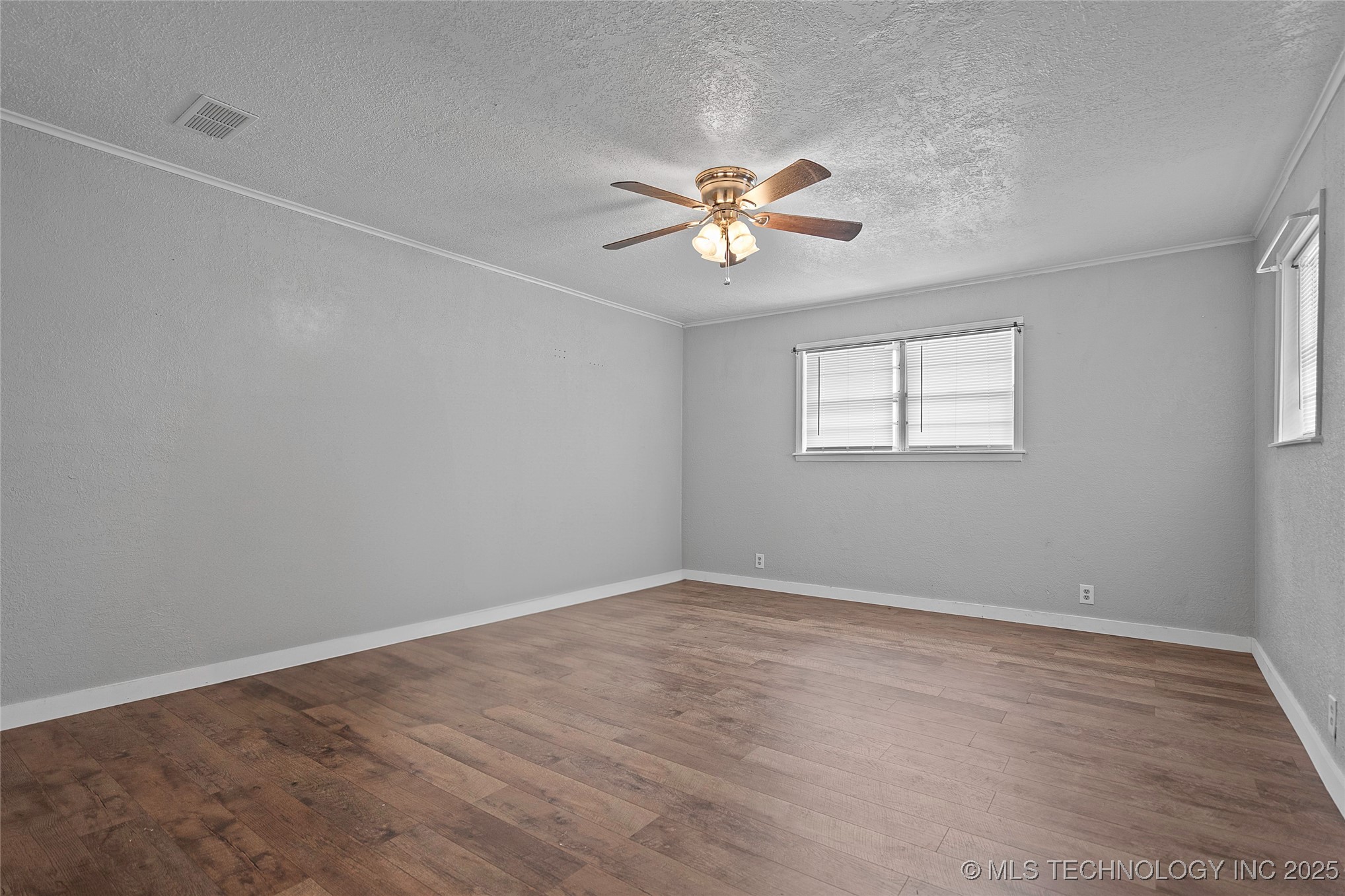 1104 Veterans Avenue Property Photo 13