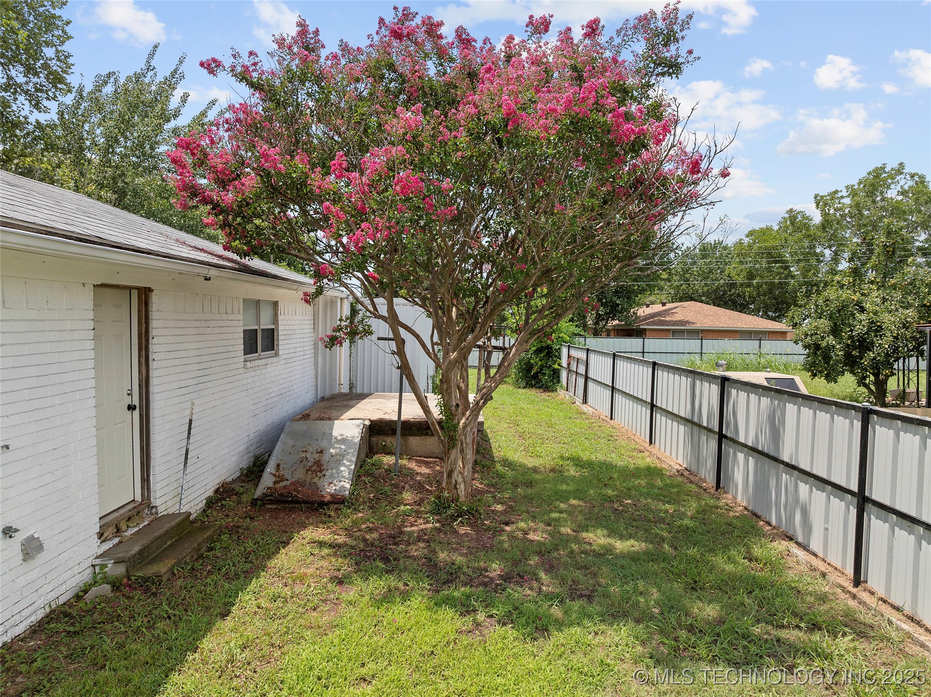 1104 Veterans Avenue Property Photo 33