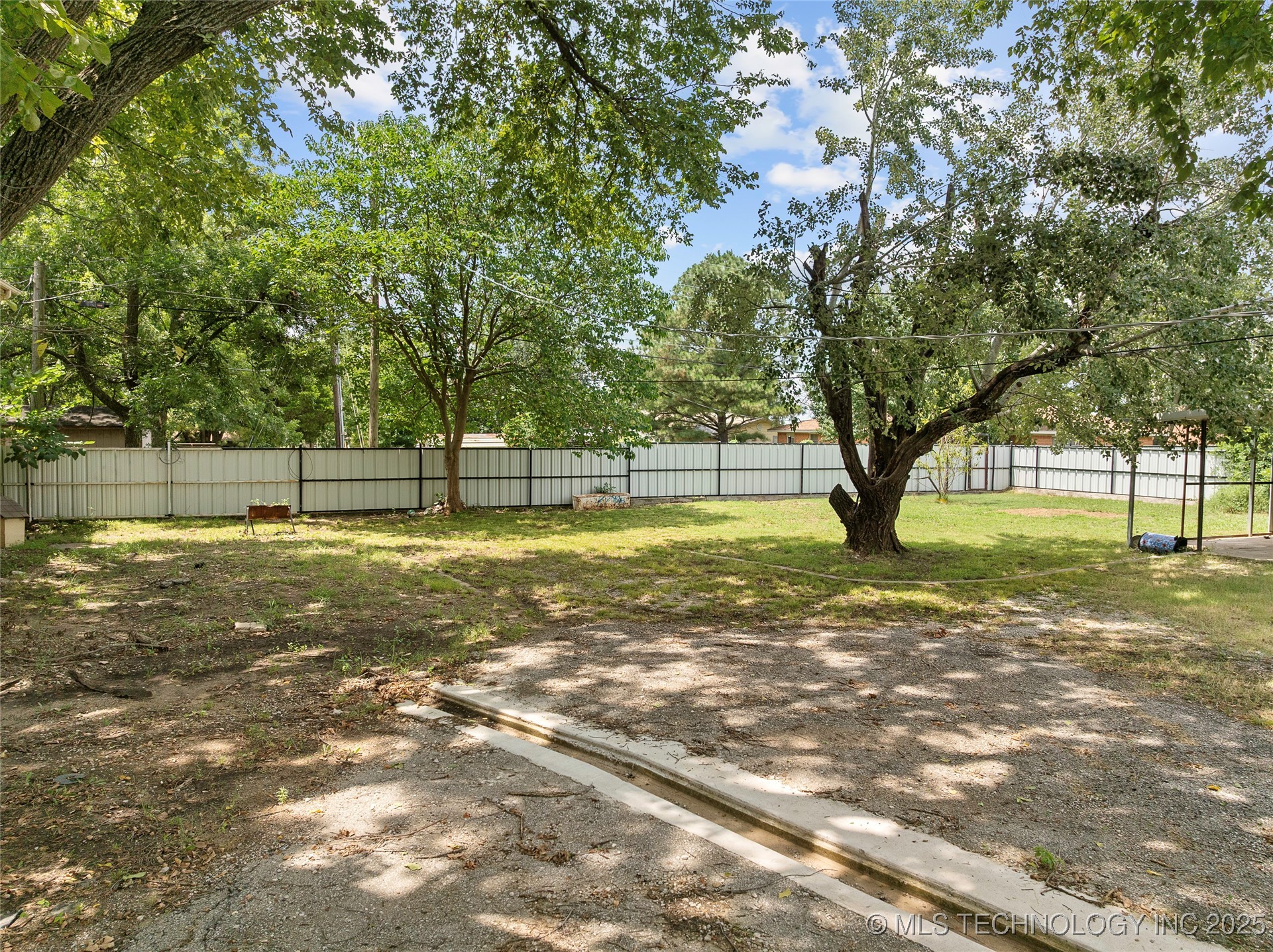 1104 Veterans Avenue Property Photo 38