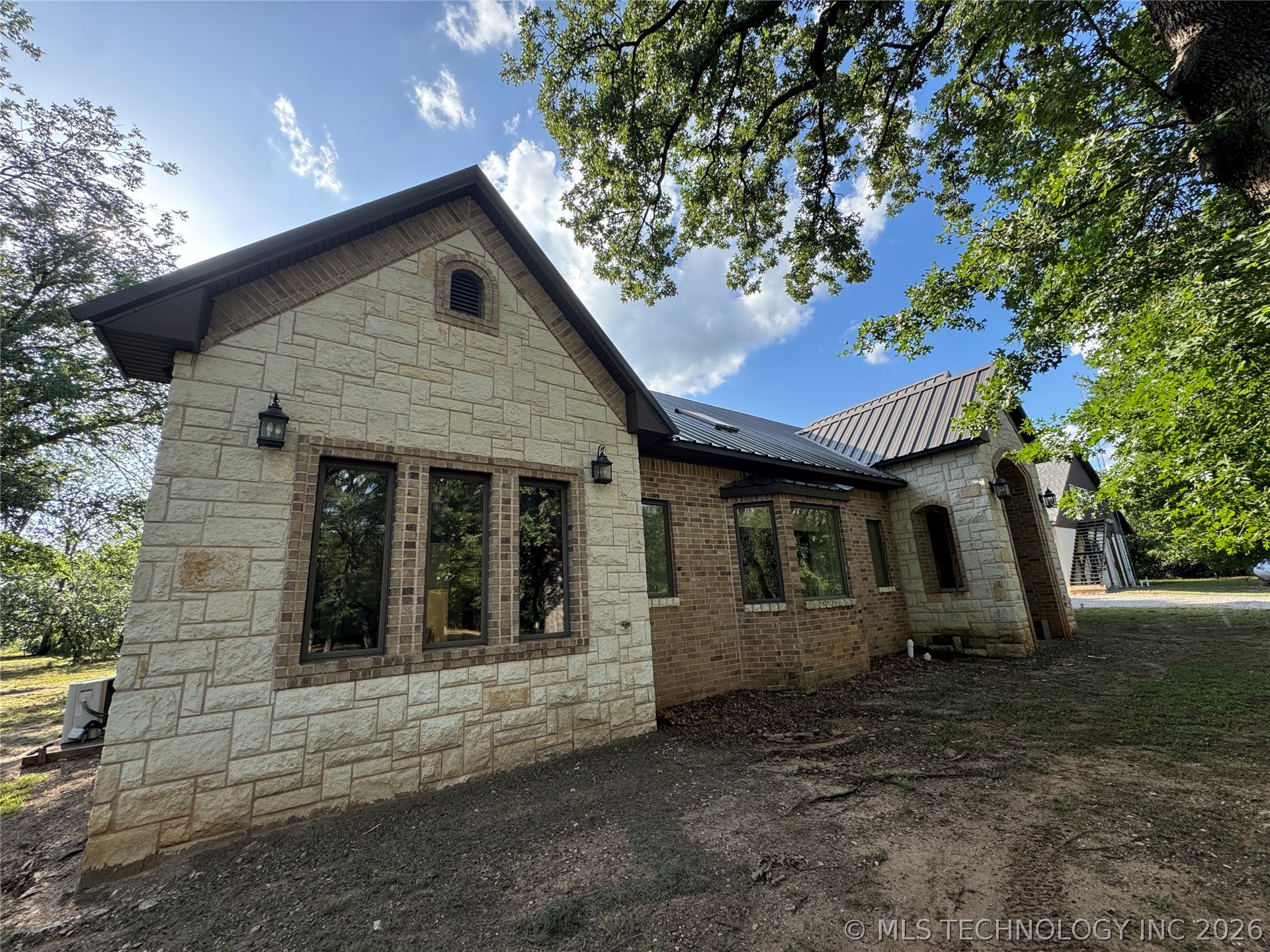 4874 Chase Property Photo 2