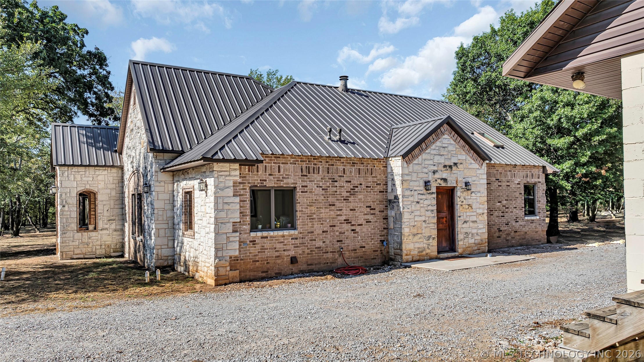 4874 Chase Property Photo 5