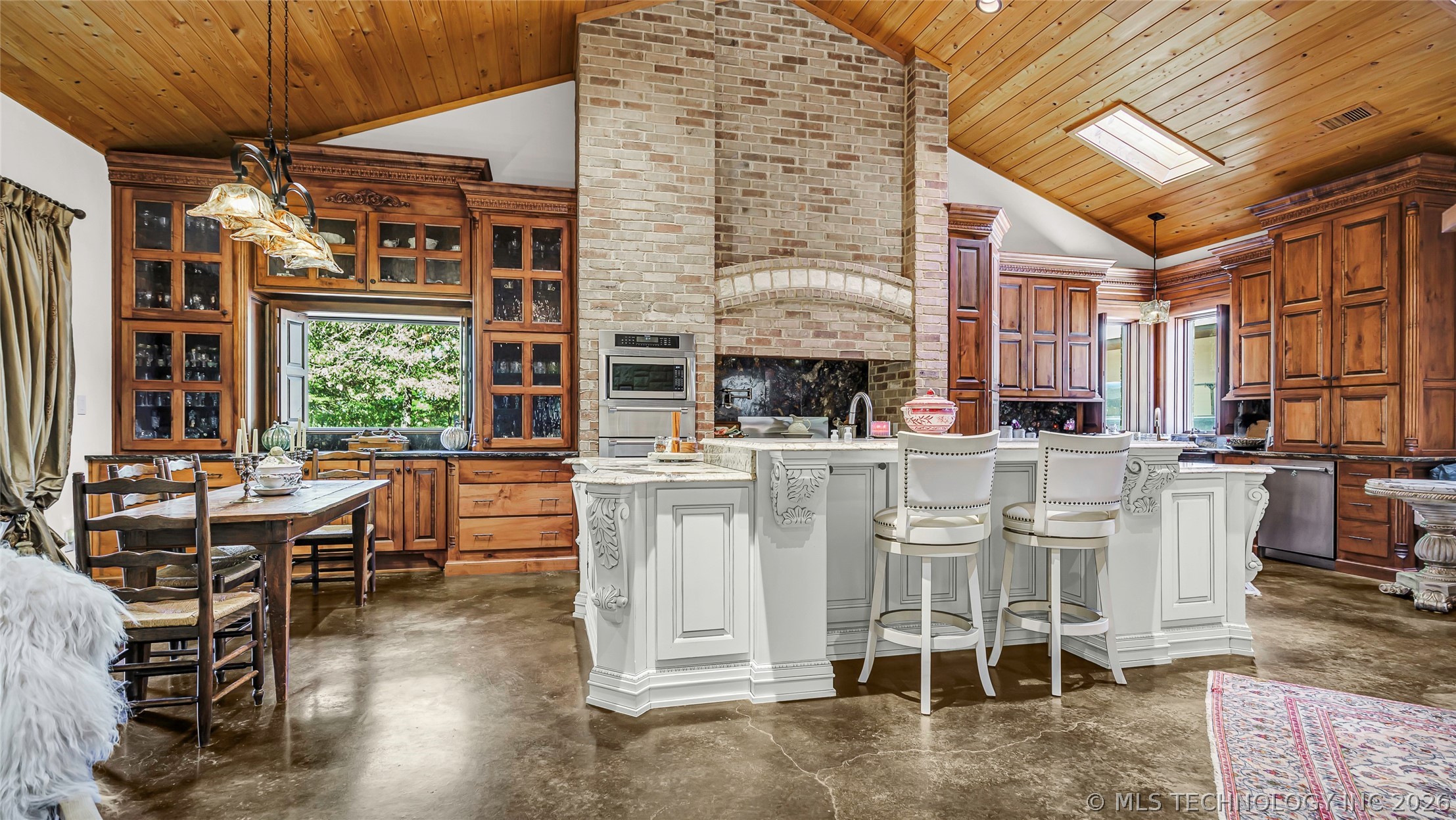 4874 Chase Property Photo 14