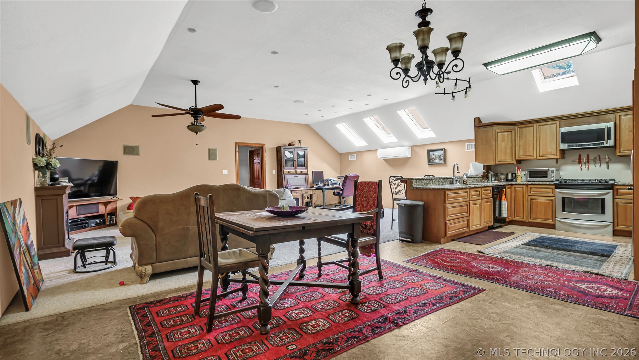 4874 Chase Property Photo 41