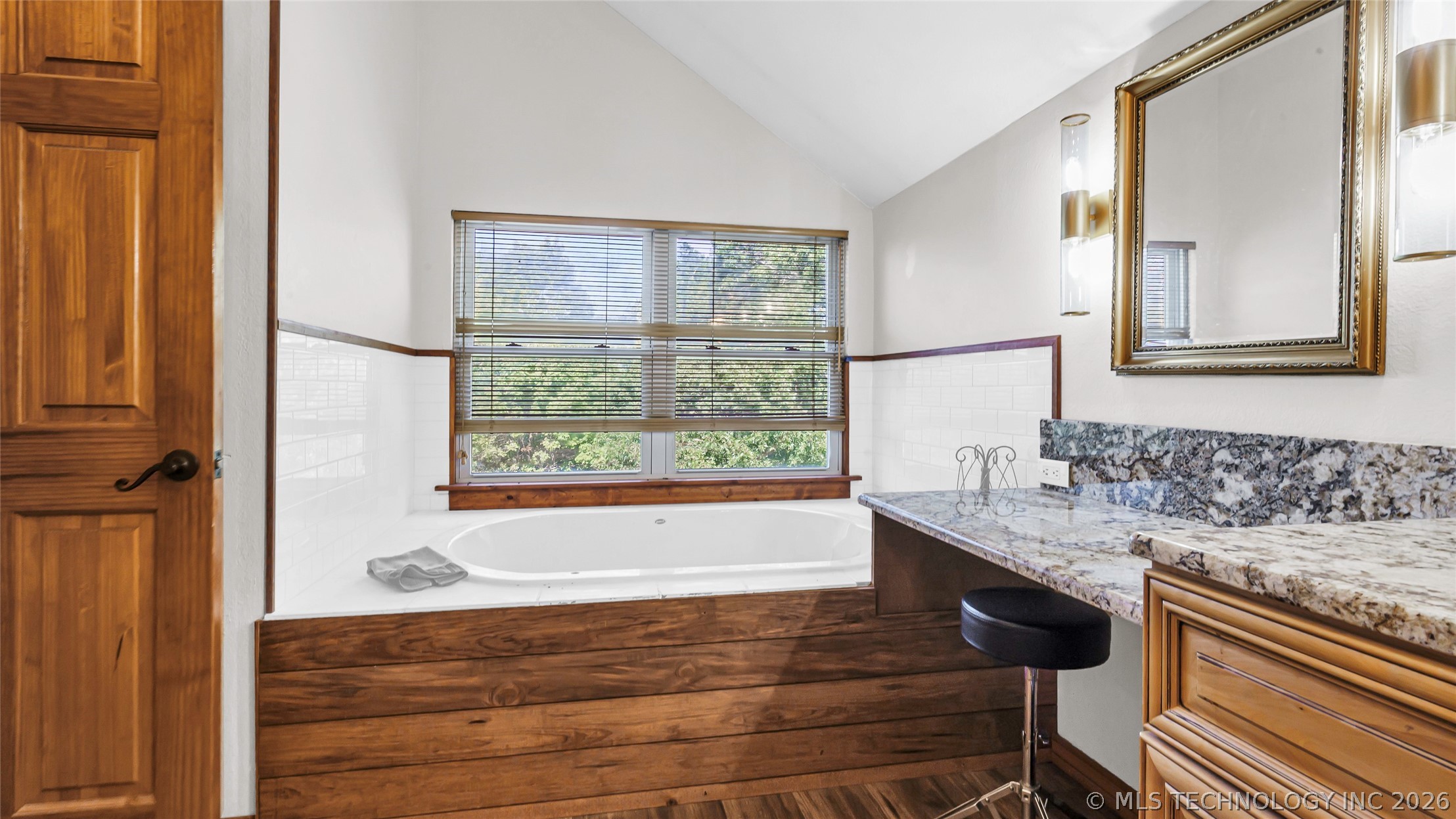 4874 Chase Property Photo 43