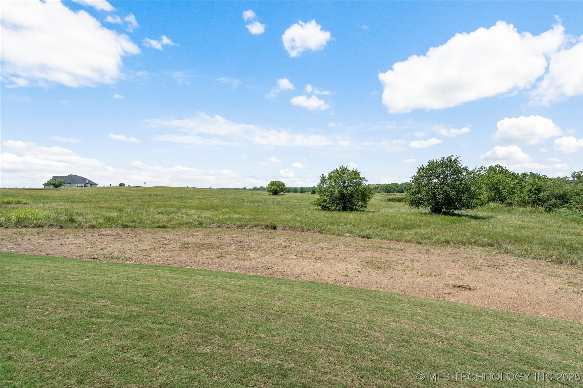 14500 N Siddiki Avenue Property Photo 8