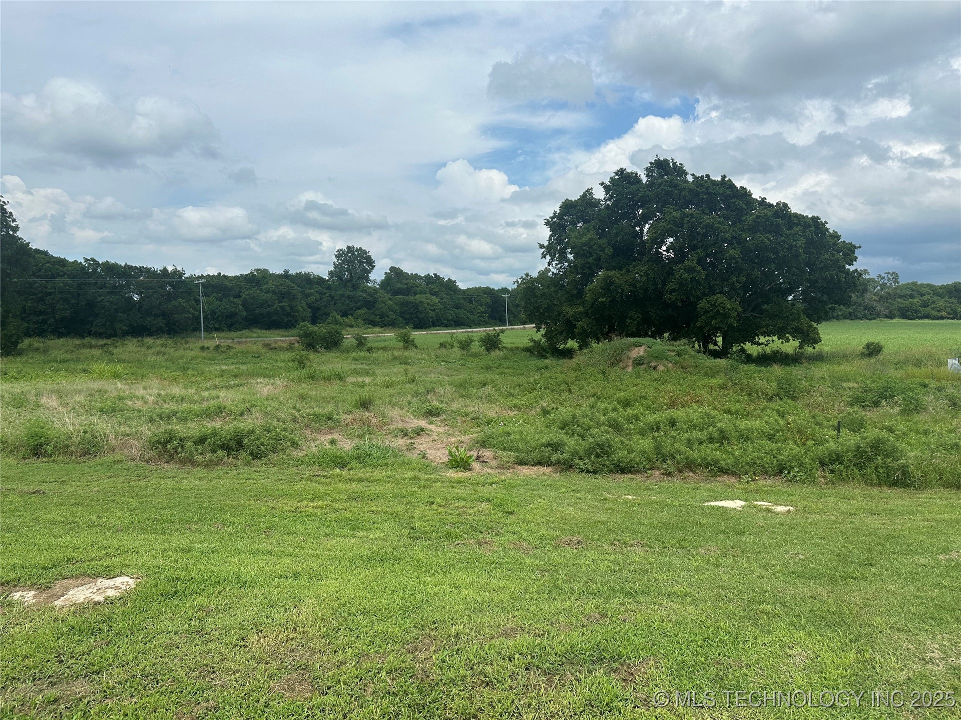 25074 County Road 3500 Property Photo 6