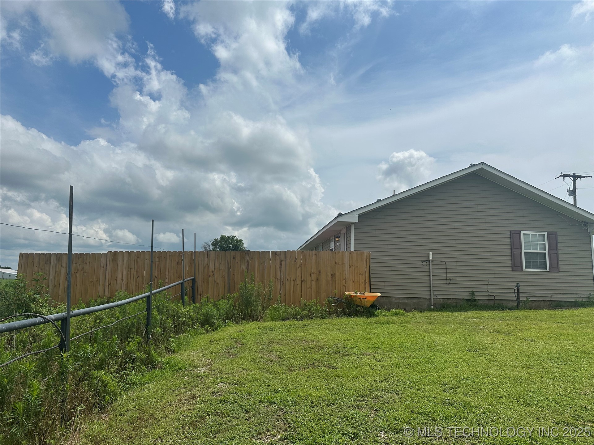25074 County Road 3500 Property Photo 14