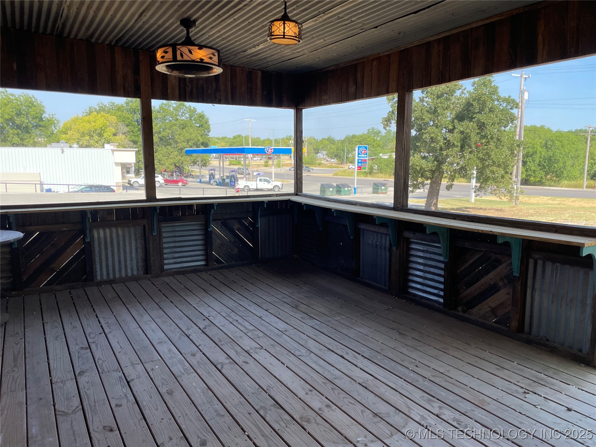 10717 Highway 76 Property Photo 2