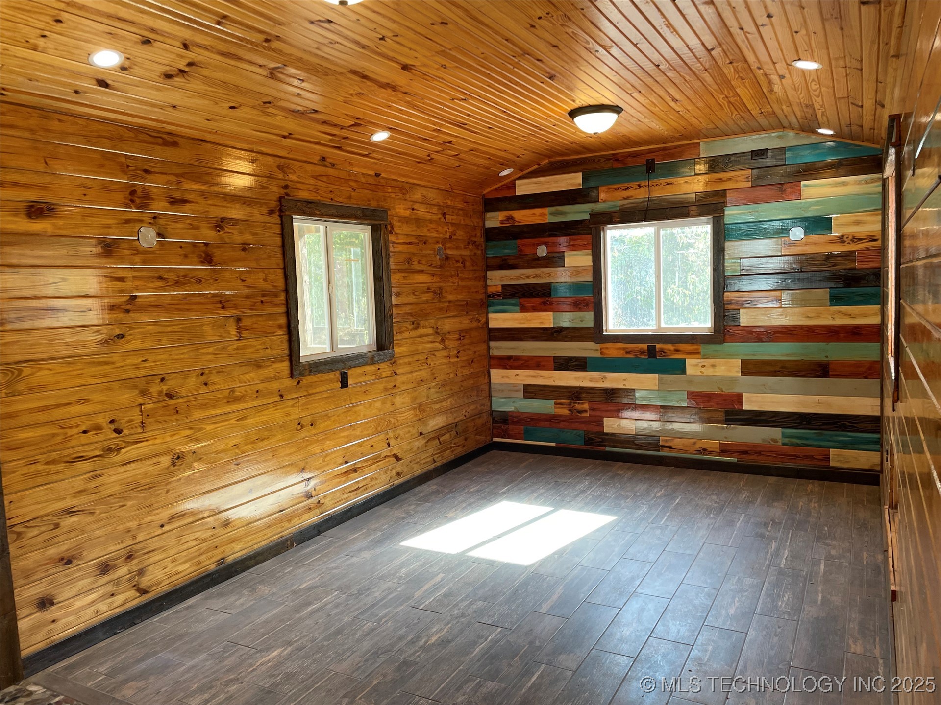 10717 Highway 76 Property Photo 9