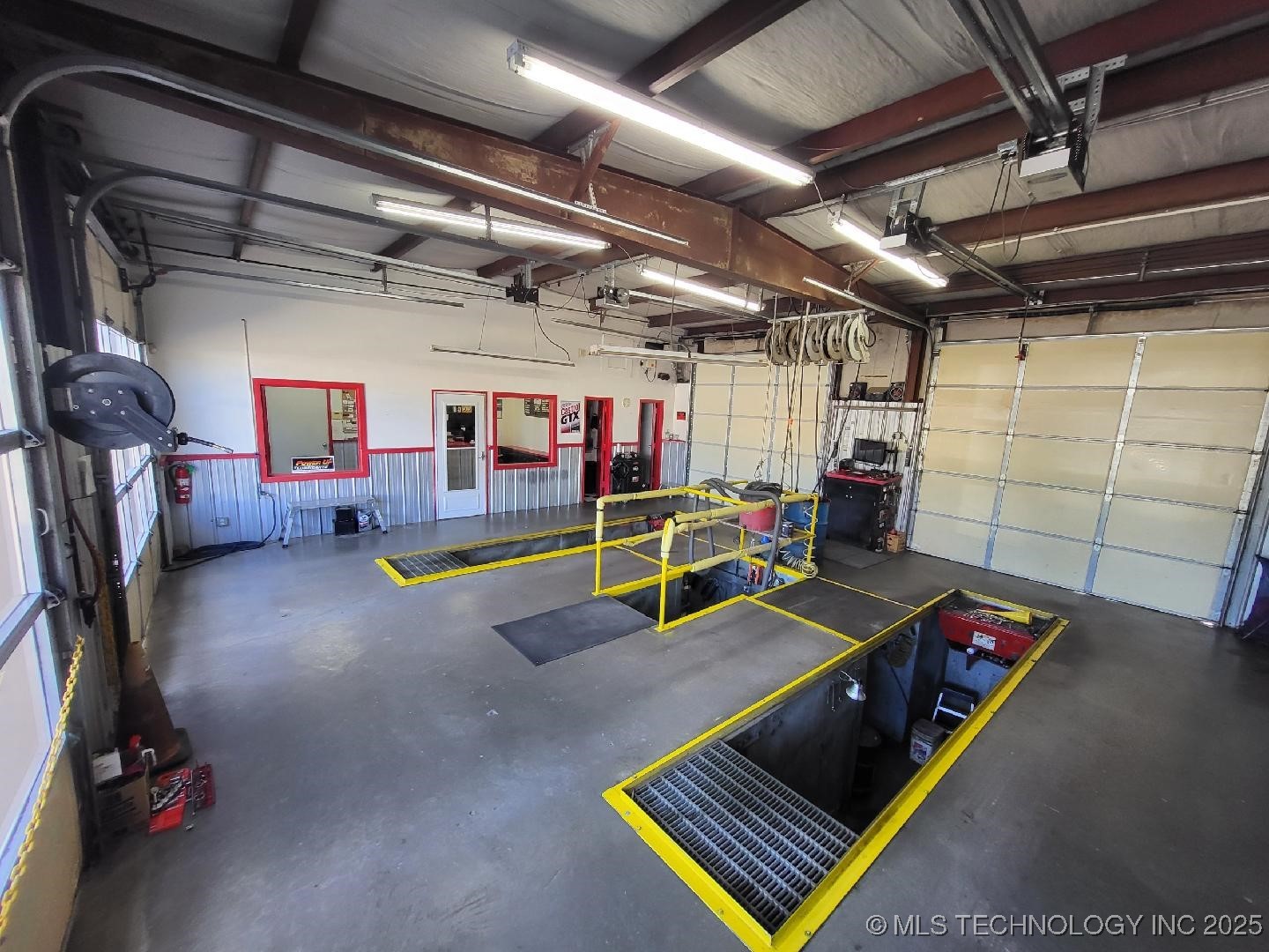 627 S 32nd Street Property Photo 6