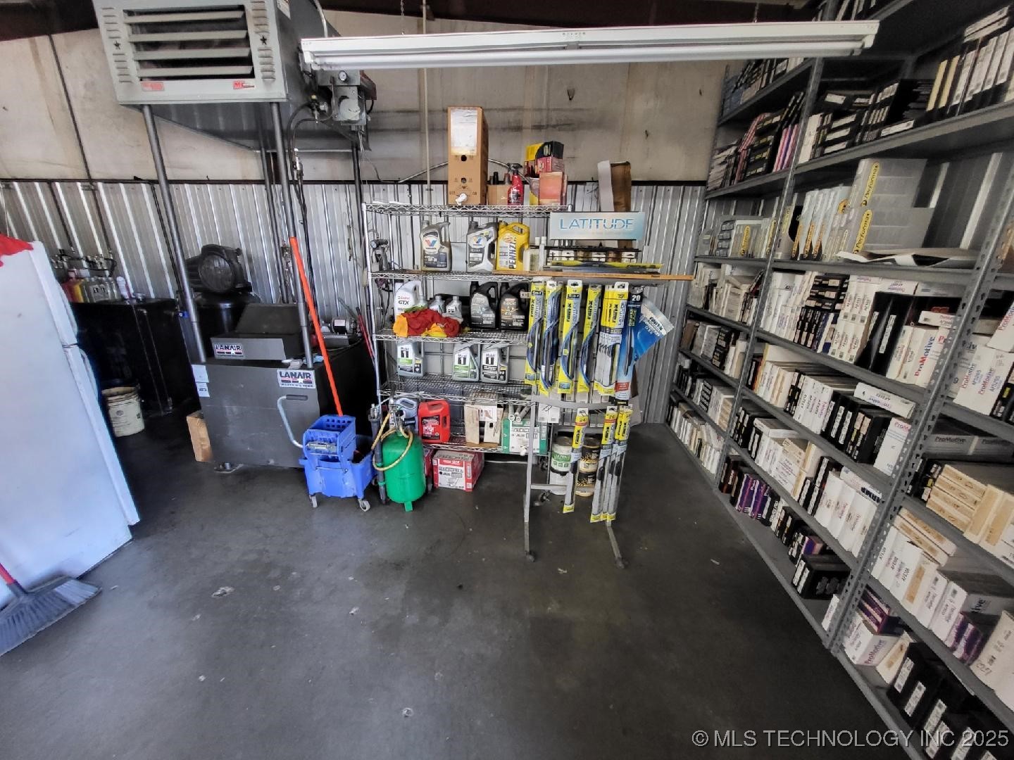 627 S 32nd Street Property Photo 8