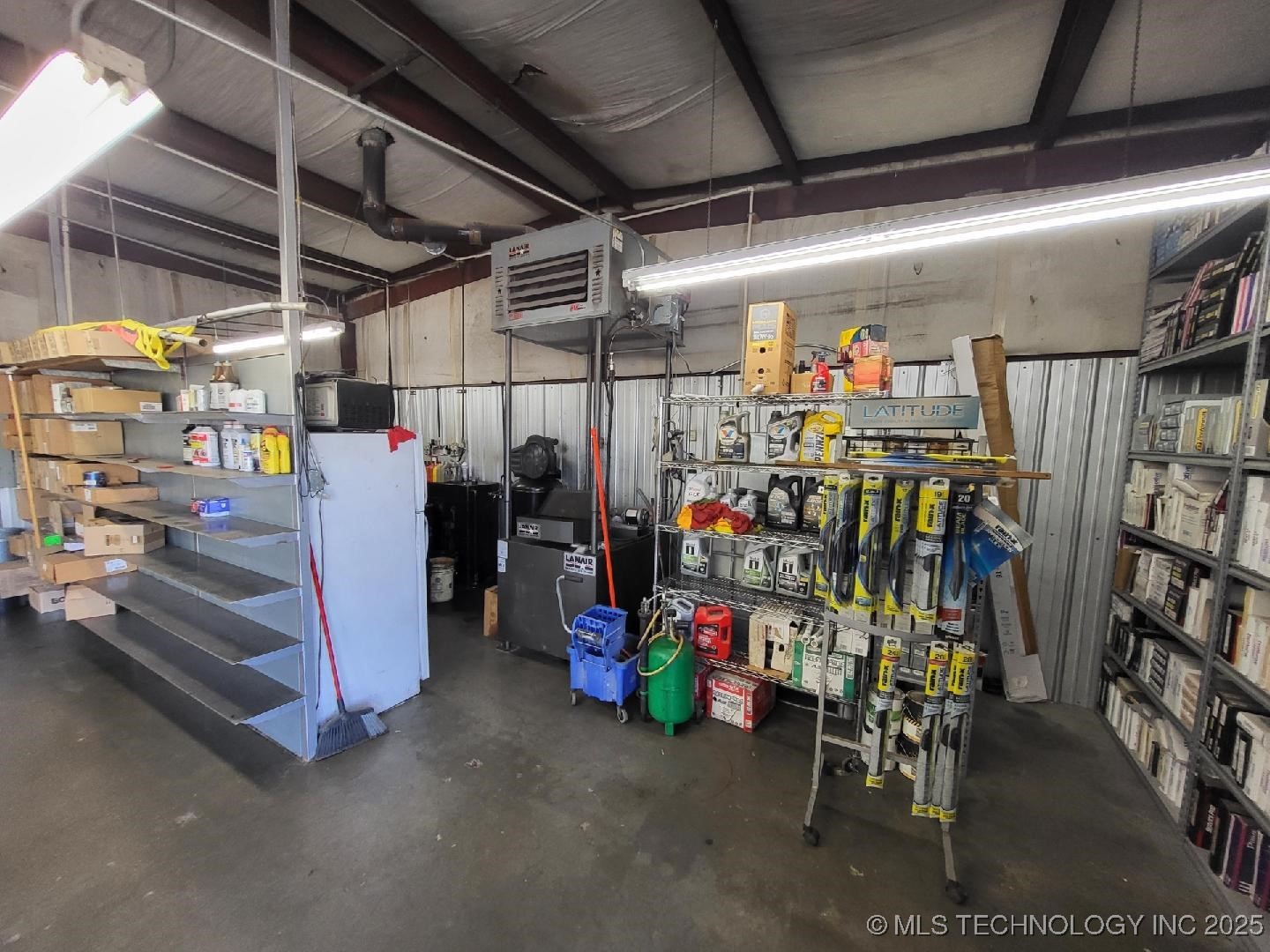 627 S 32nd Street Property Photo 9