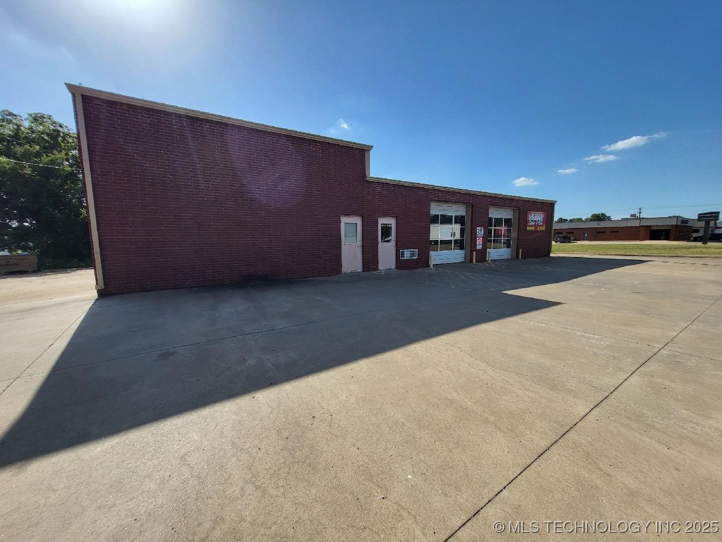 627 S 32nd Street Property Photo 23