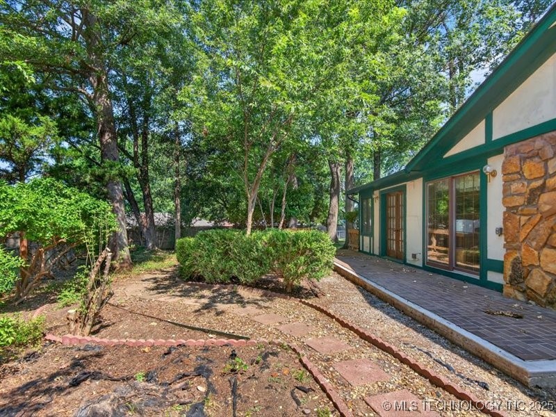 1801 Rolling Hills Place Property Photo 32