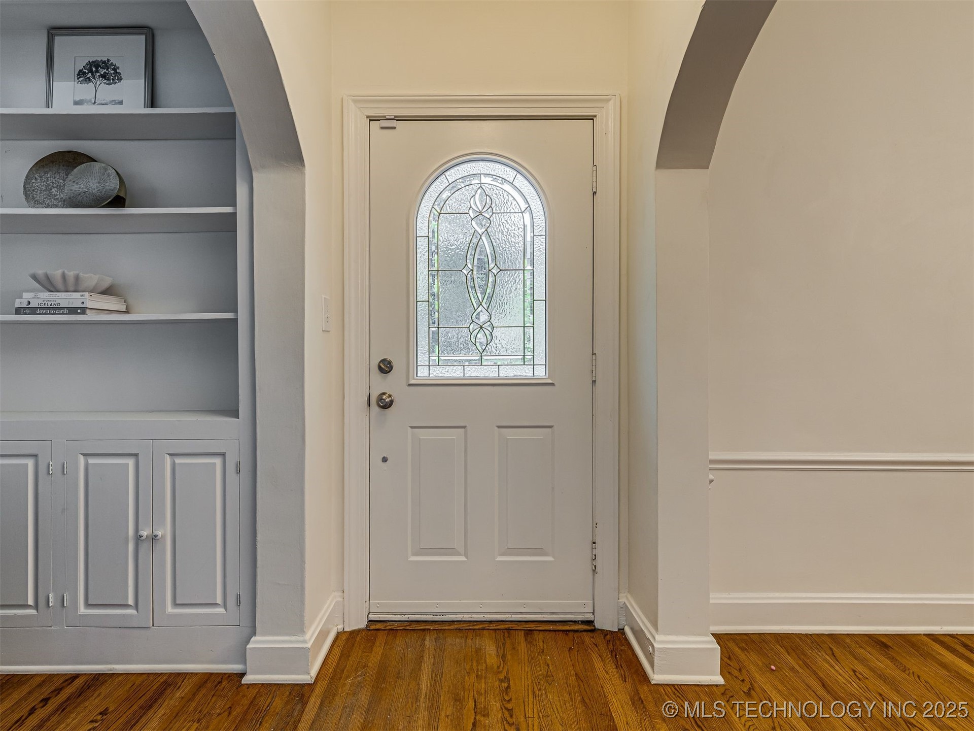 2102 E 17th Street Property Photo 7