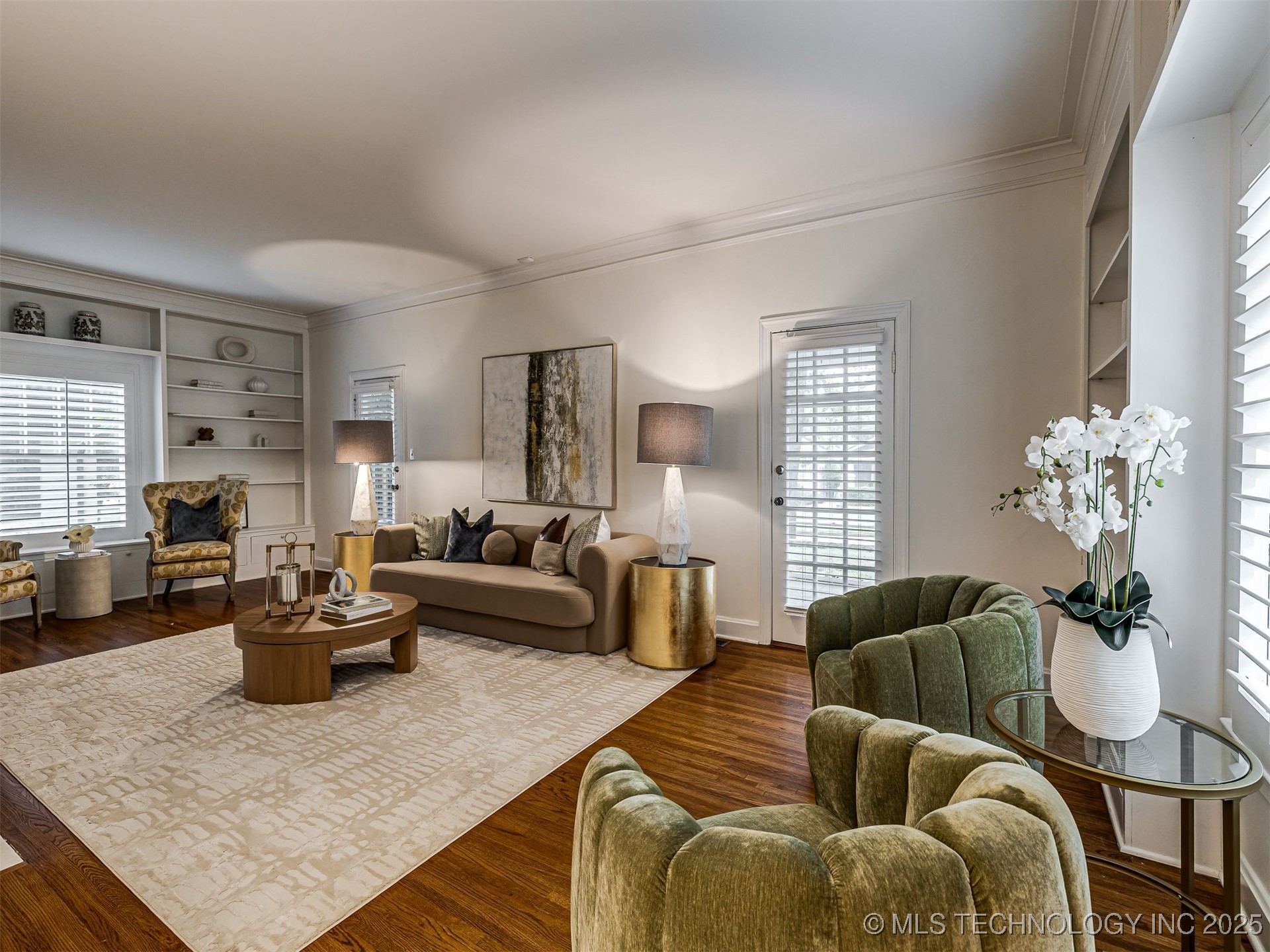 2102 E 17th Street Property Photo 10