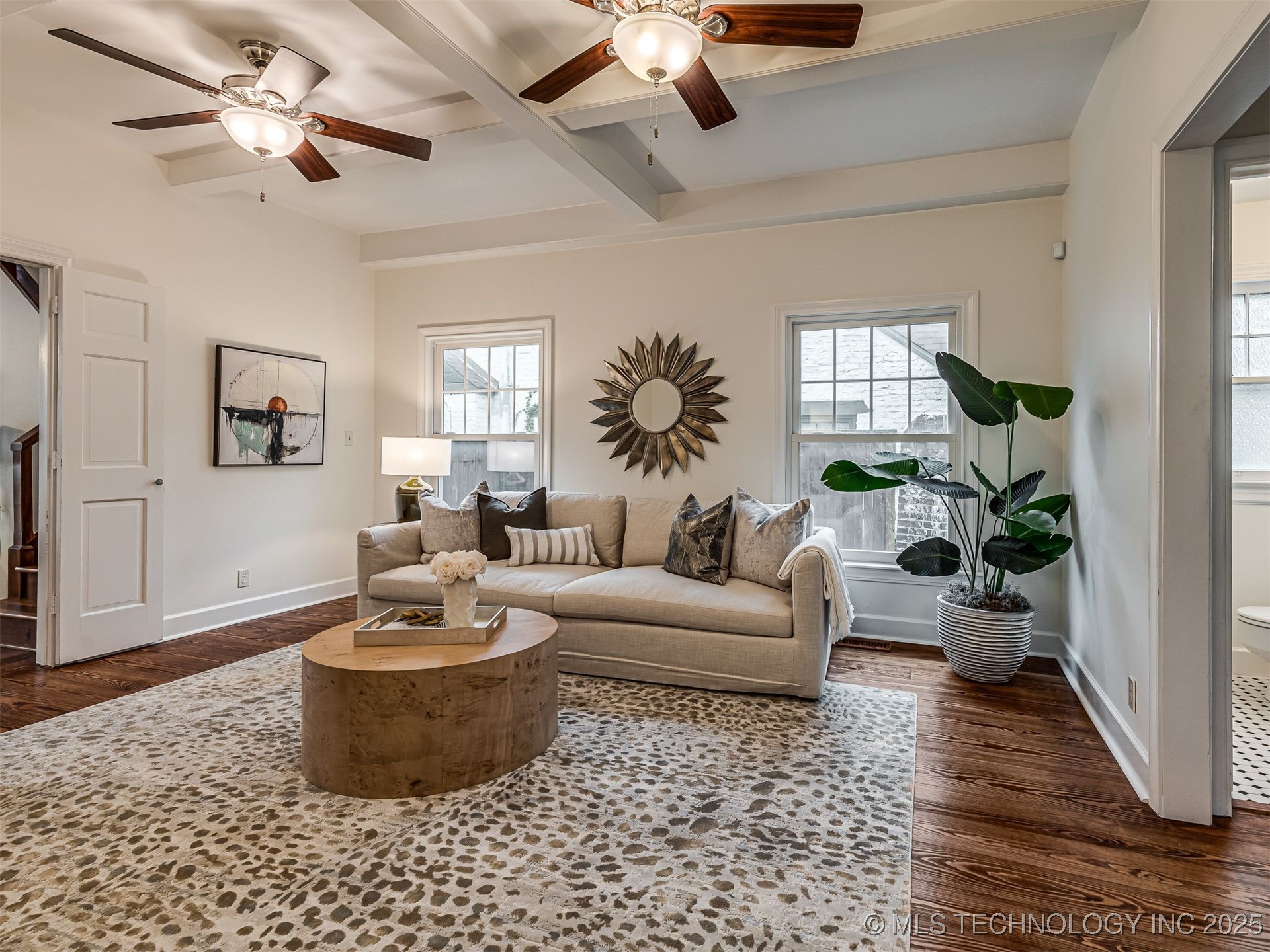 2102 E 17th Street Property Photo 14