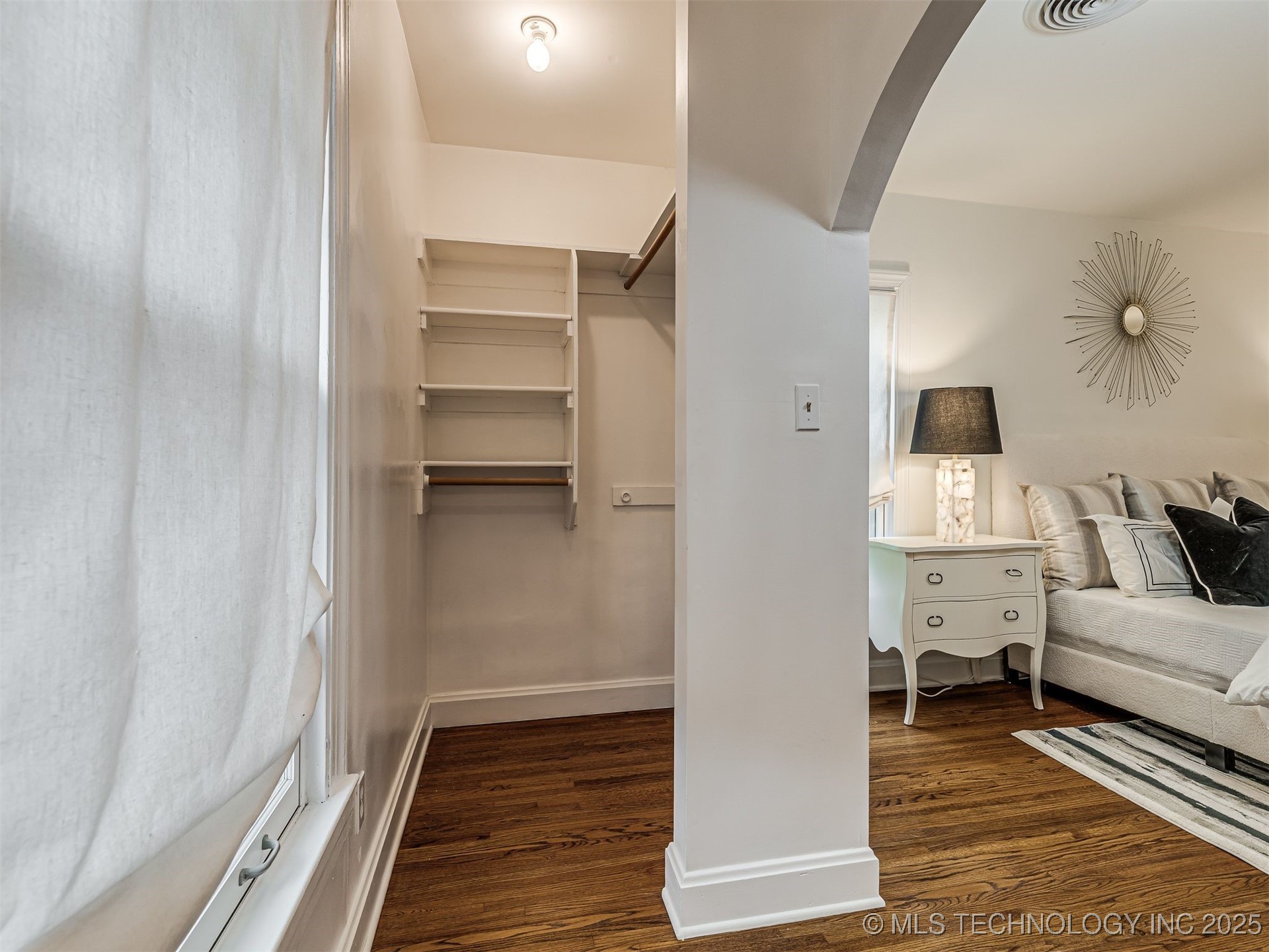 2102 E 17th Street Property Photo 31