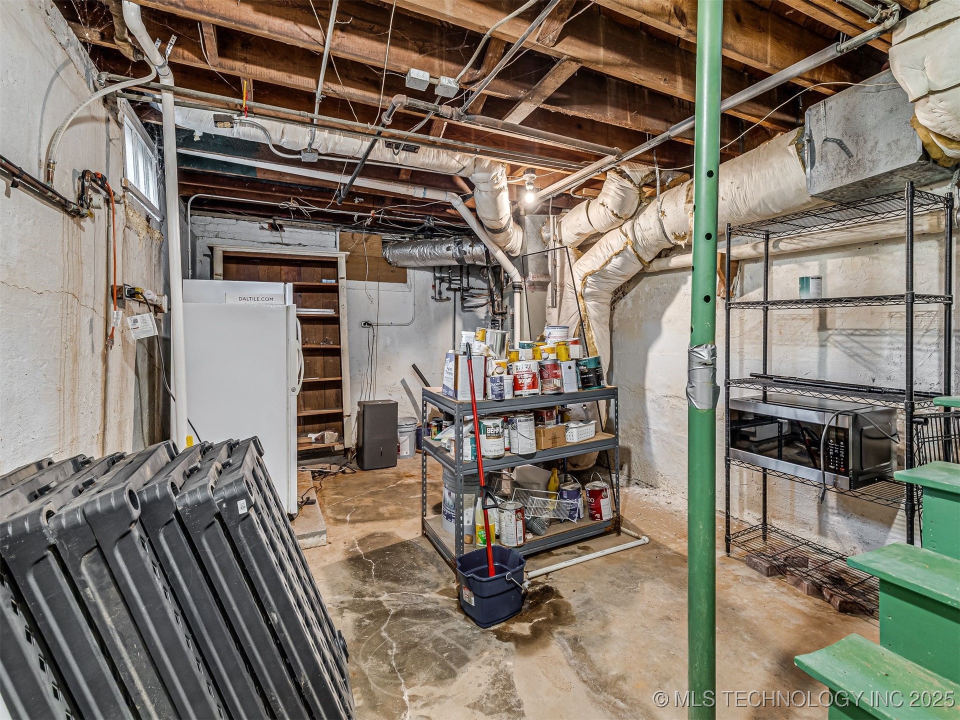 2102 E 17th Street Property Photo 49