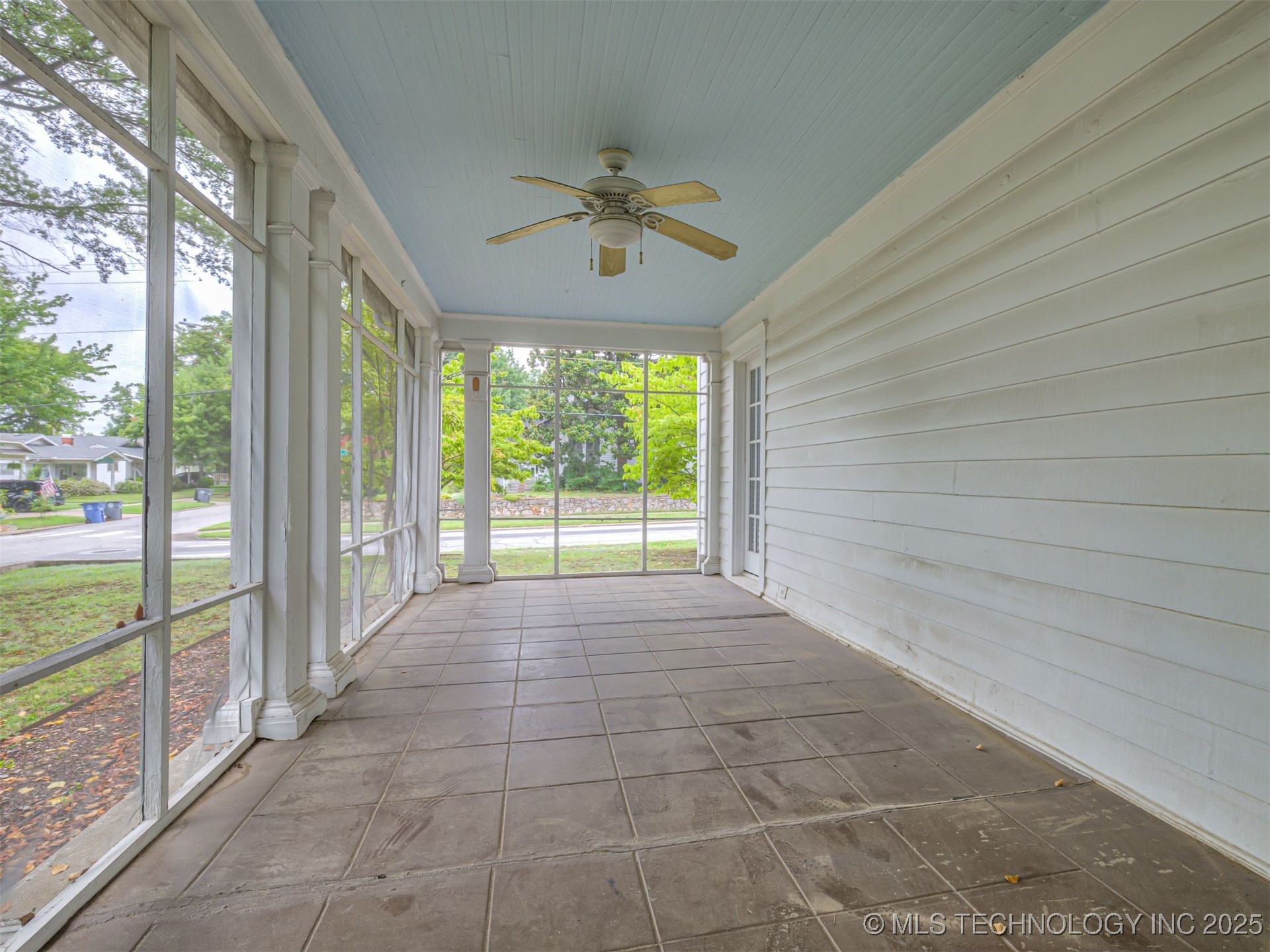 2102 E 17th Street Property Photo 51