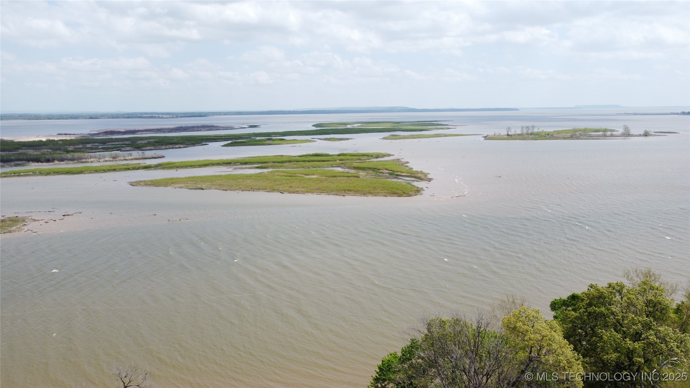 113 N Sam Boulevard Property Photo 7