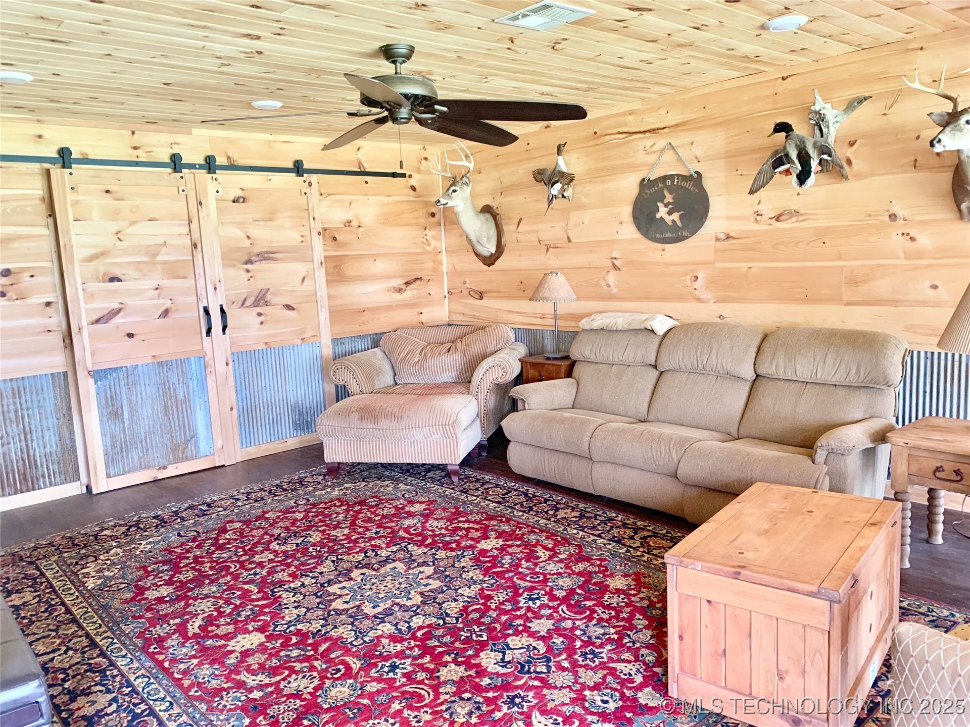 113 N Sam Boulevard Property Photo 8