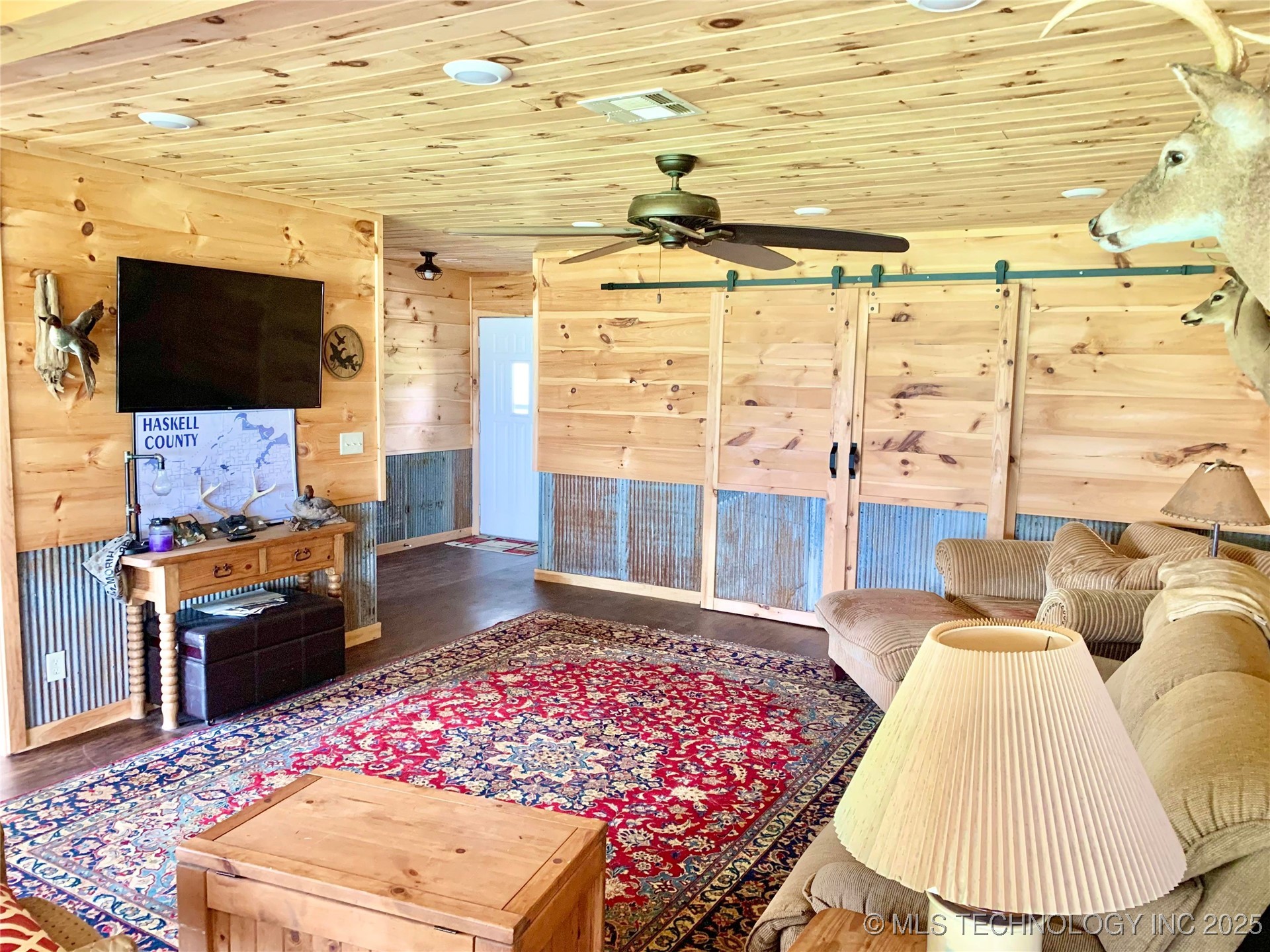 113 N Sam Boulevard Property Photo 9