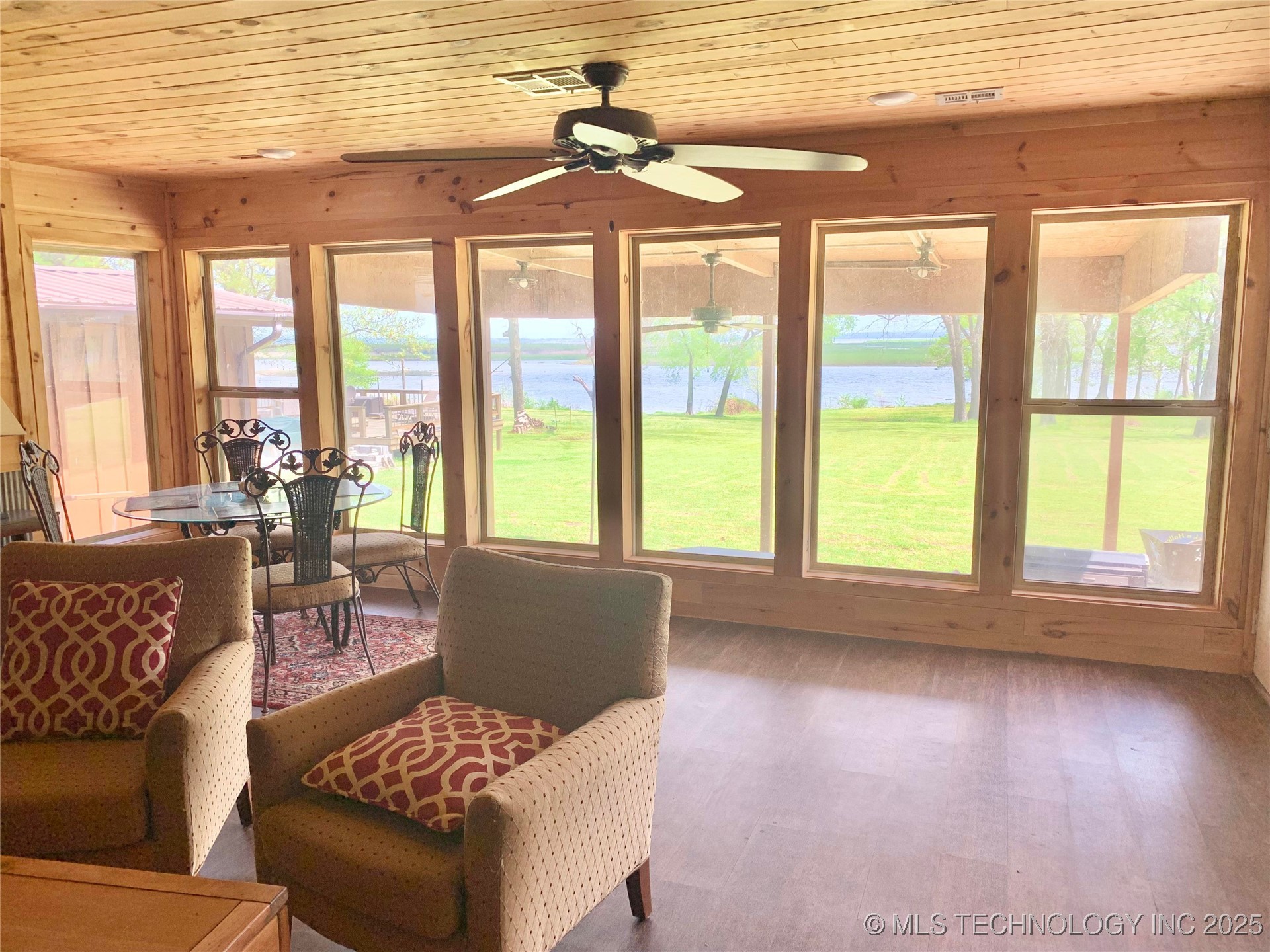 113 N Sam Boulevard Property Photo 13