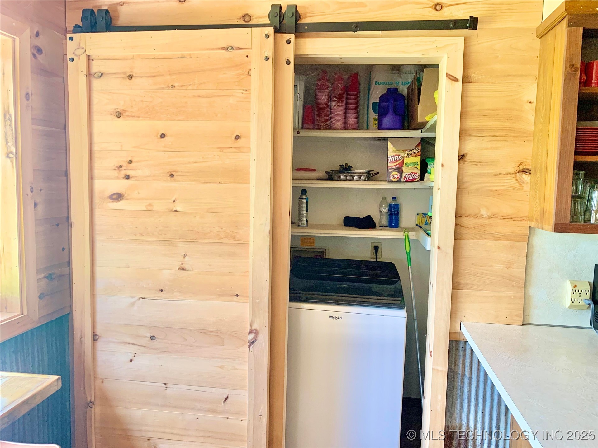 113 N Sam Boulevard Property Photo 16