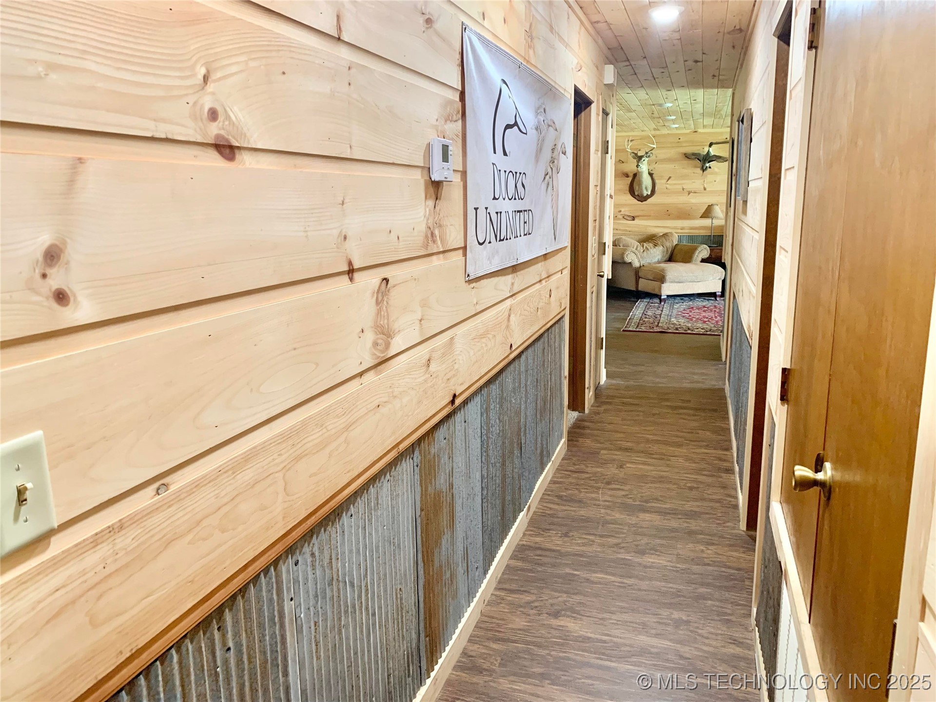 113 N Sam Boulevard Property Photo 17