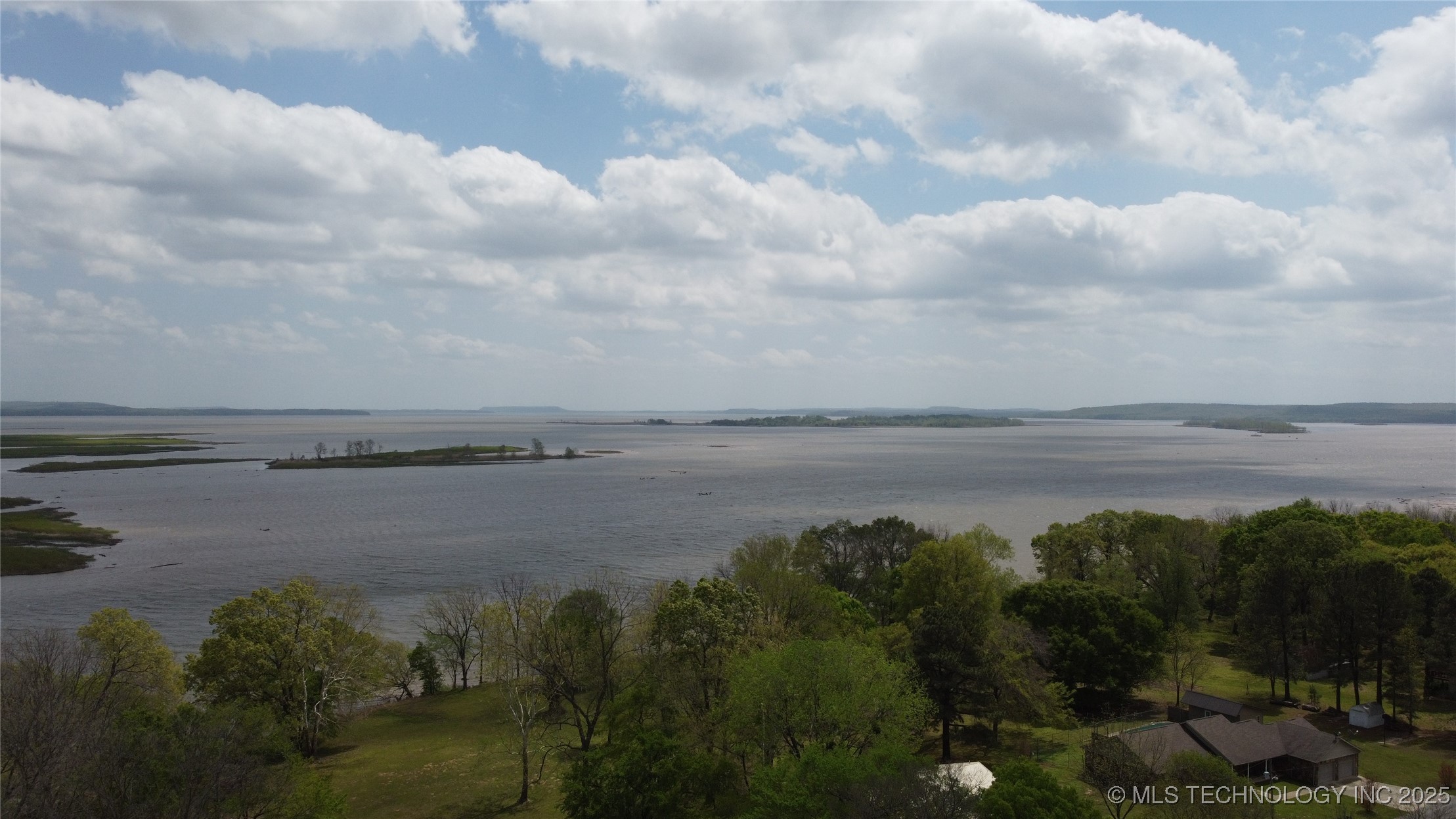 113 N Sam Boulevard Property Photo 33