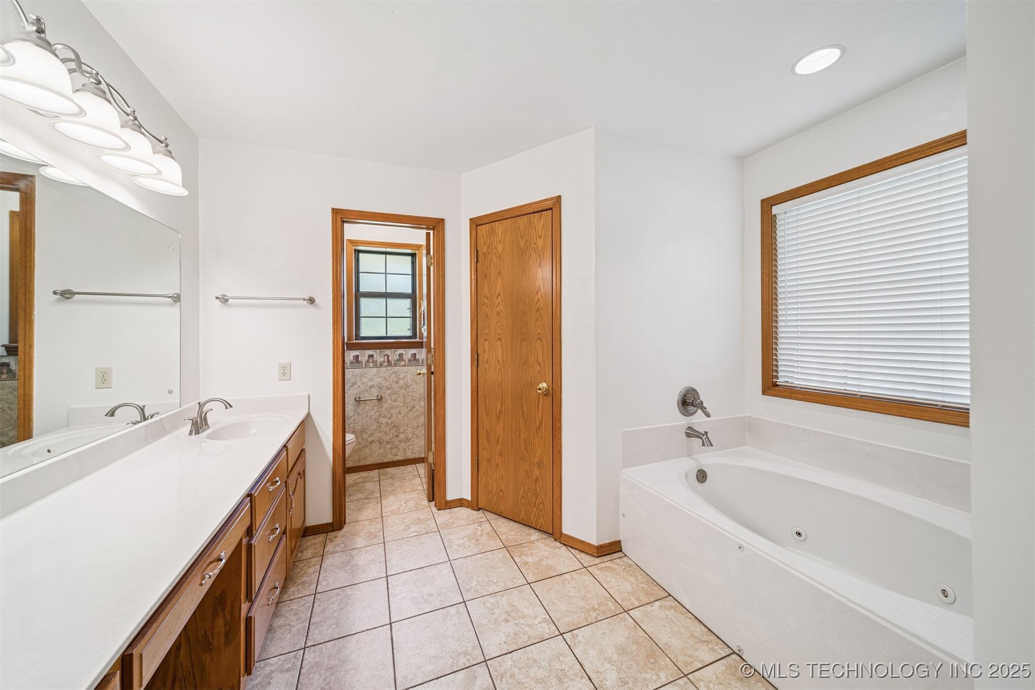 1208 Ne 5th Street Property Photo 23