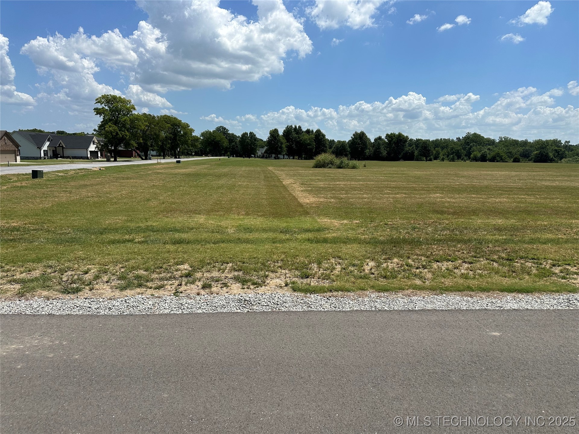 3019 S 4322 Road Property Photo 2