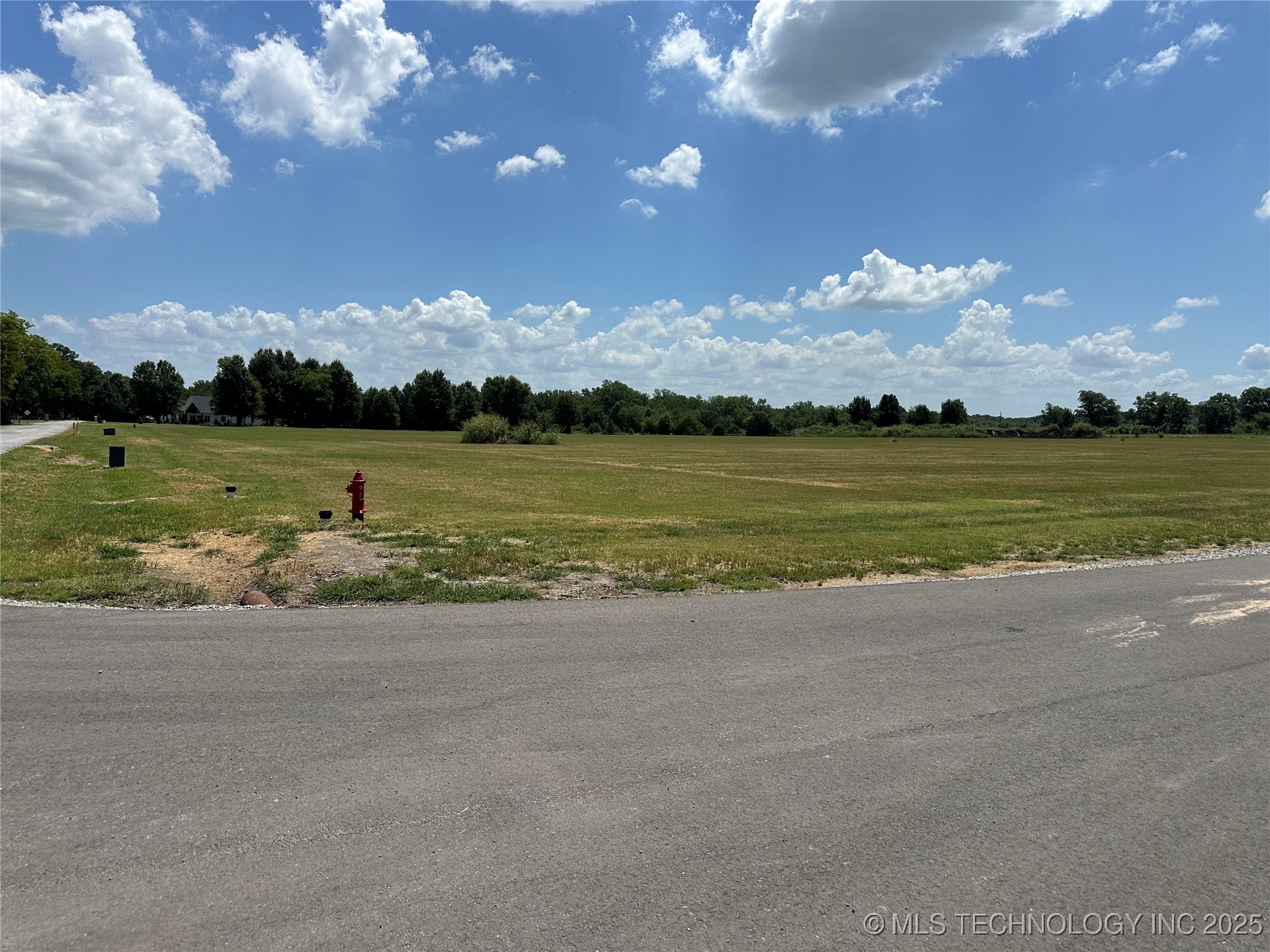 3019 S 4322 Road Property Photo 3