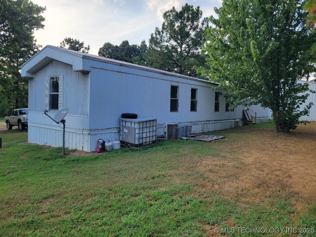 30048 S Highway 71 Property Photo 5