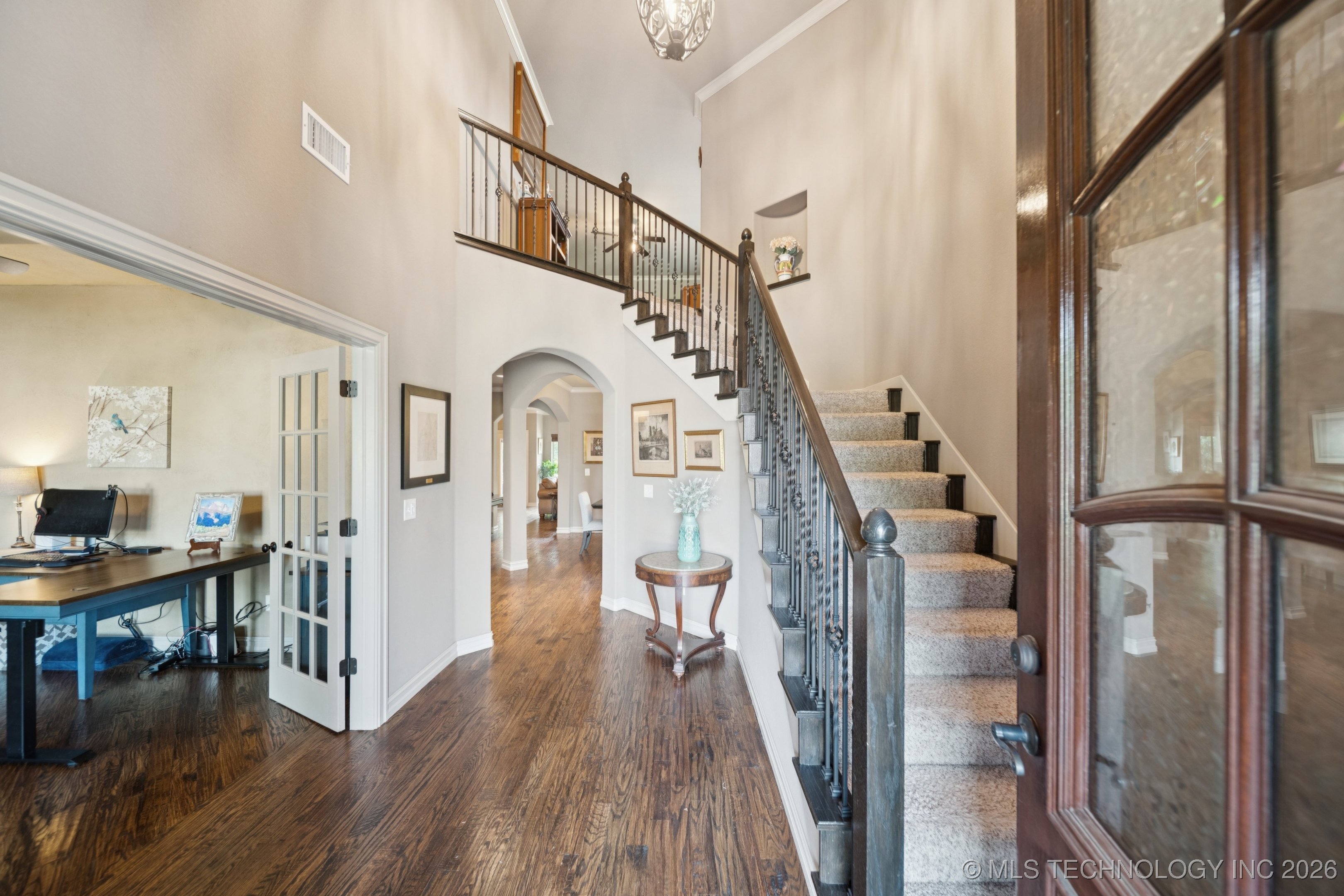 12564 S 71st East Avenue Property Photo 6