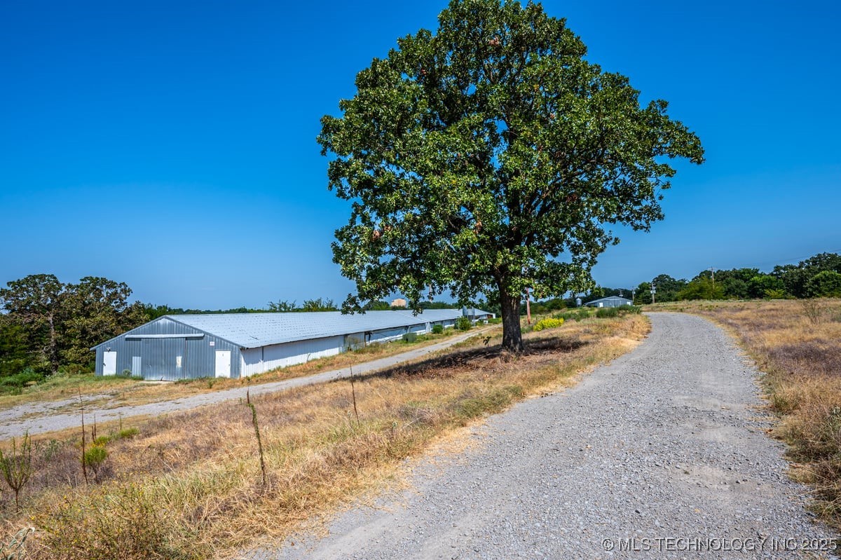 22644 Aes Road Property Photo 8