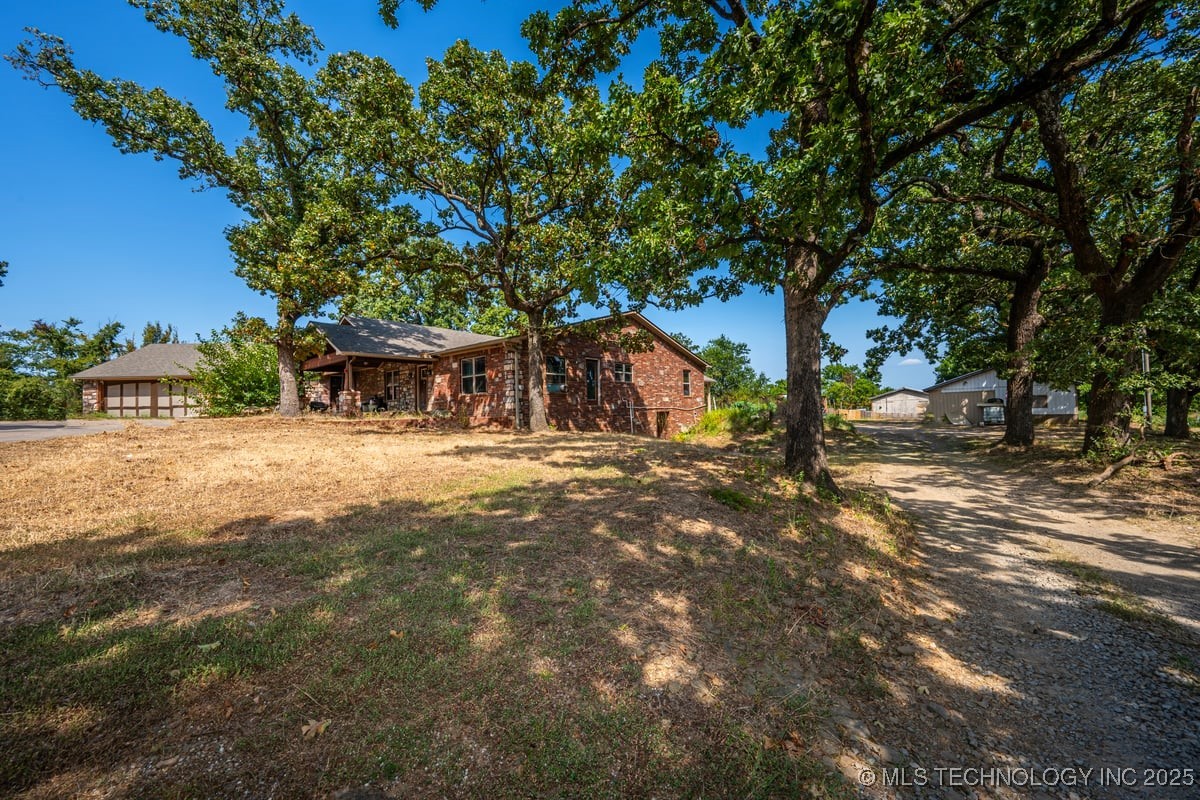 22644 Aes Road Property Photo 15