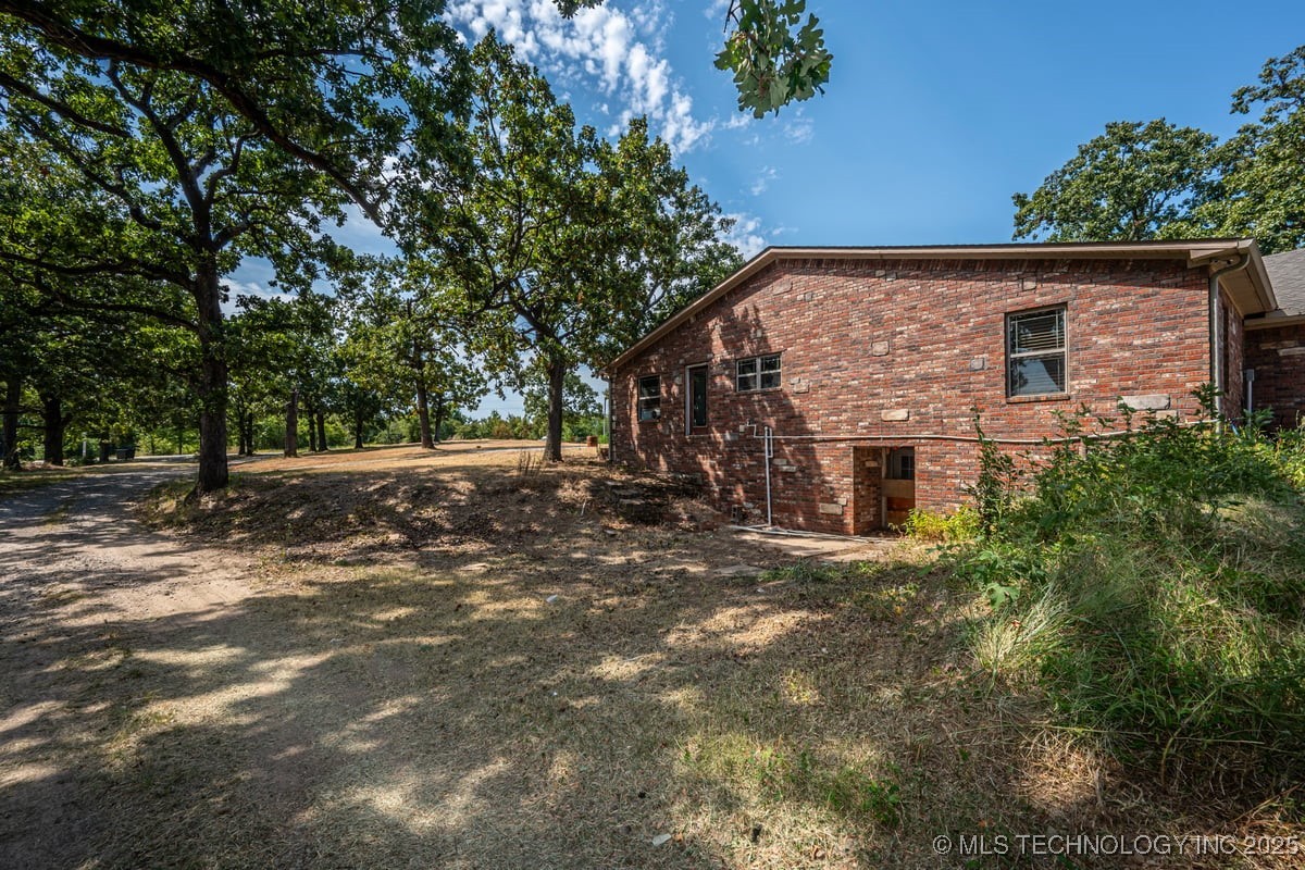 22644 Aes Road Property Photo 16