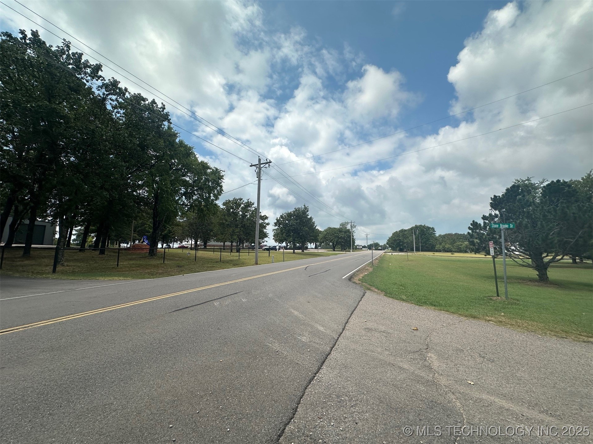 Alberta Creek Property Photo 2