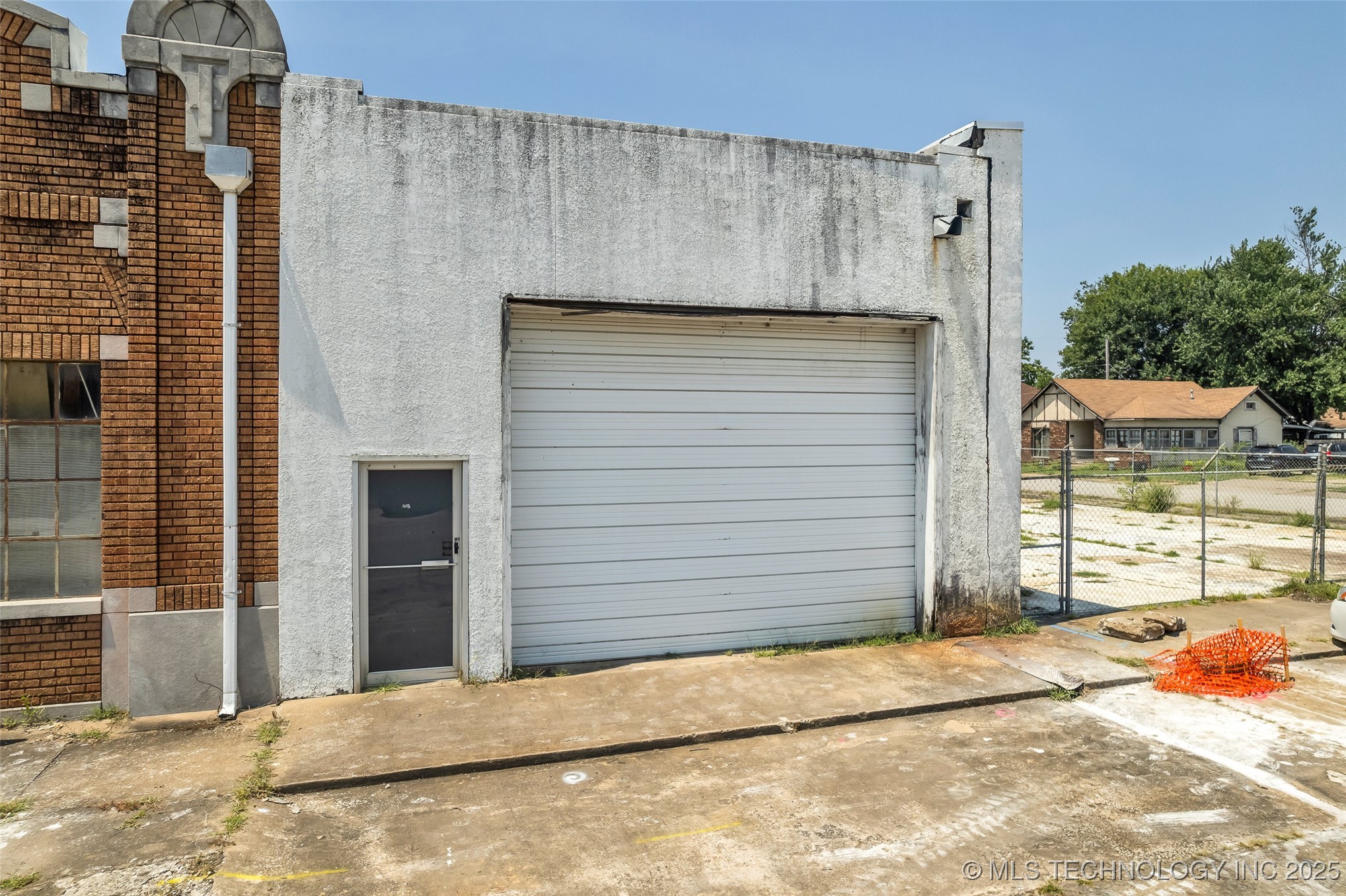 110 N Okmulgee Avenue Property Photo 2