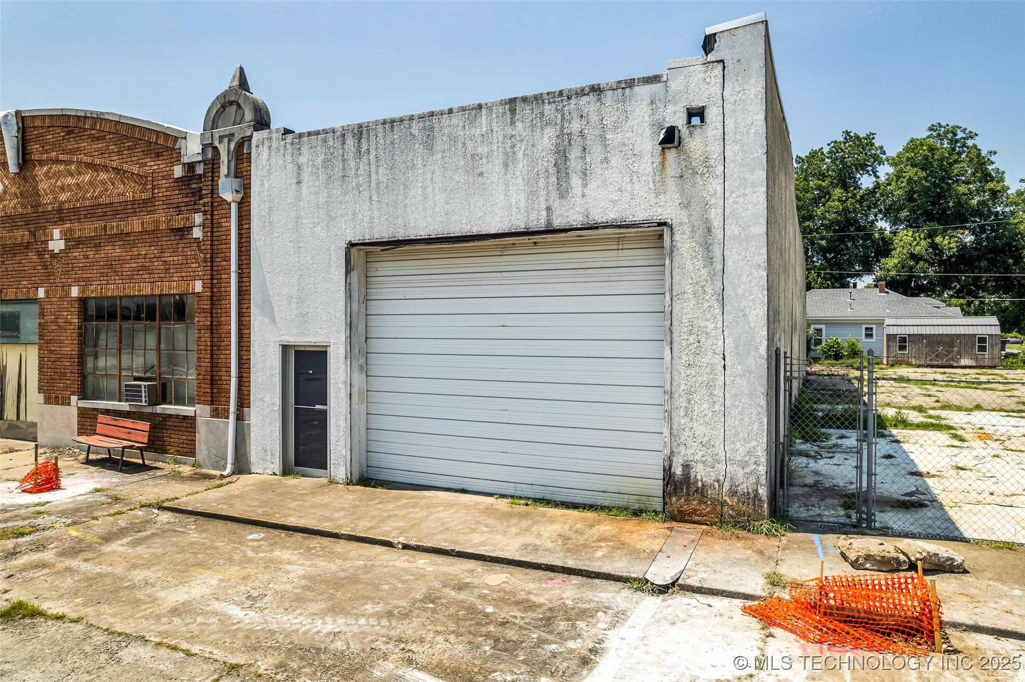 110 N Okmulgee Avenue Property Photo 3