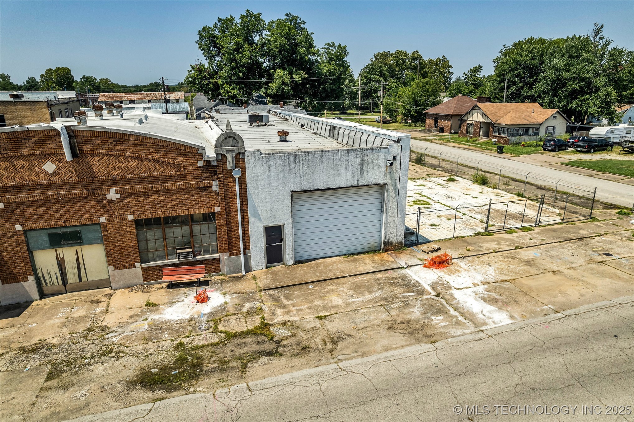 110 N Okmulgee Avenue Property Photo 4