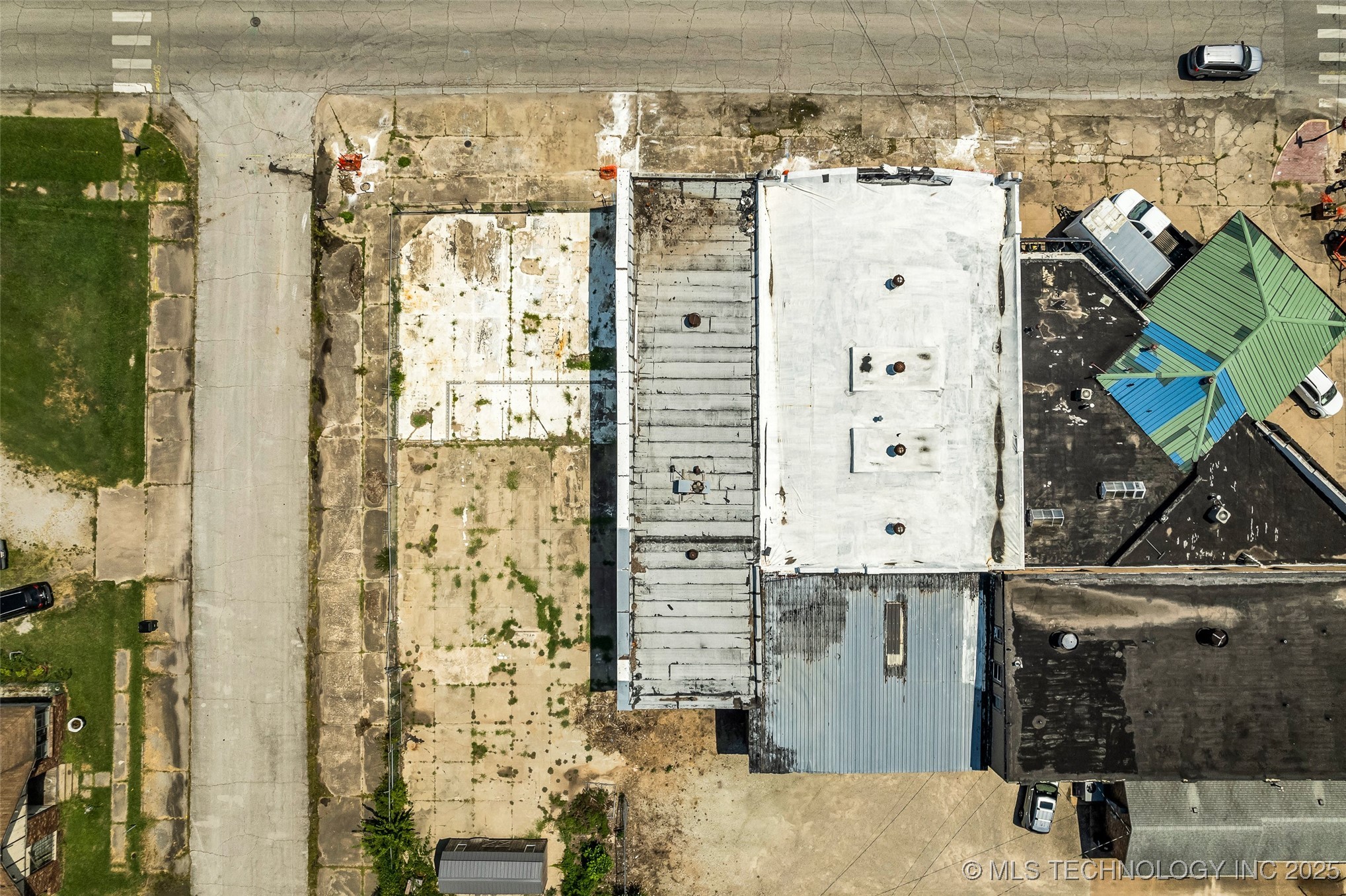 110 N Okmulgee Avenue Property Photo 10