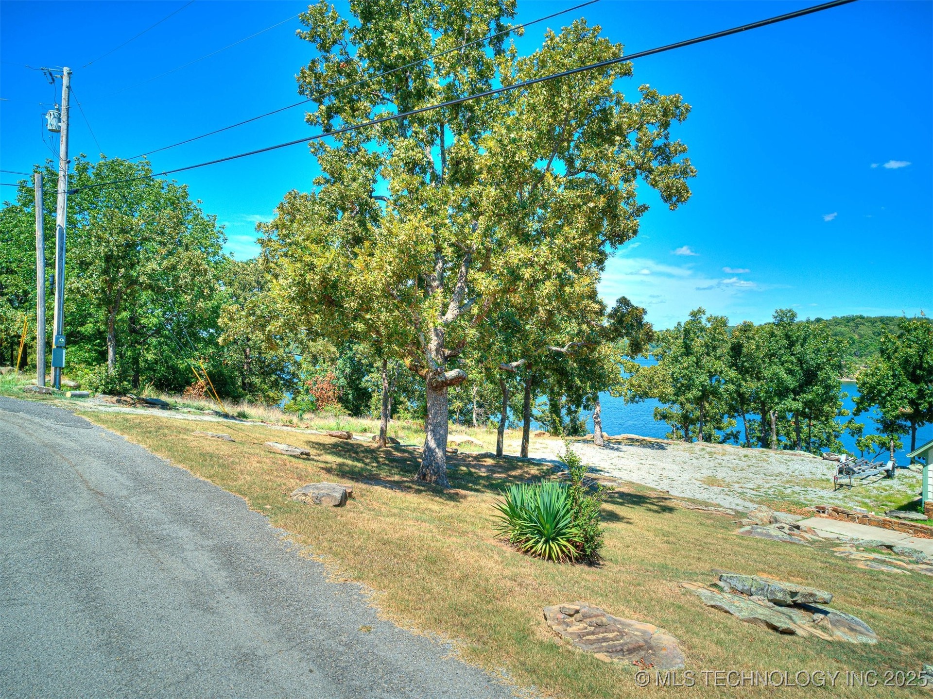 10 S 4278 Road Property Photo 4