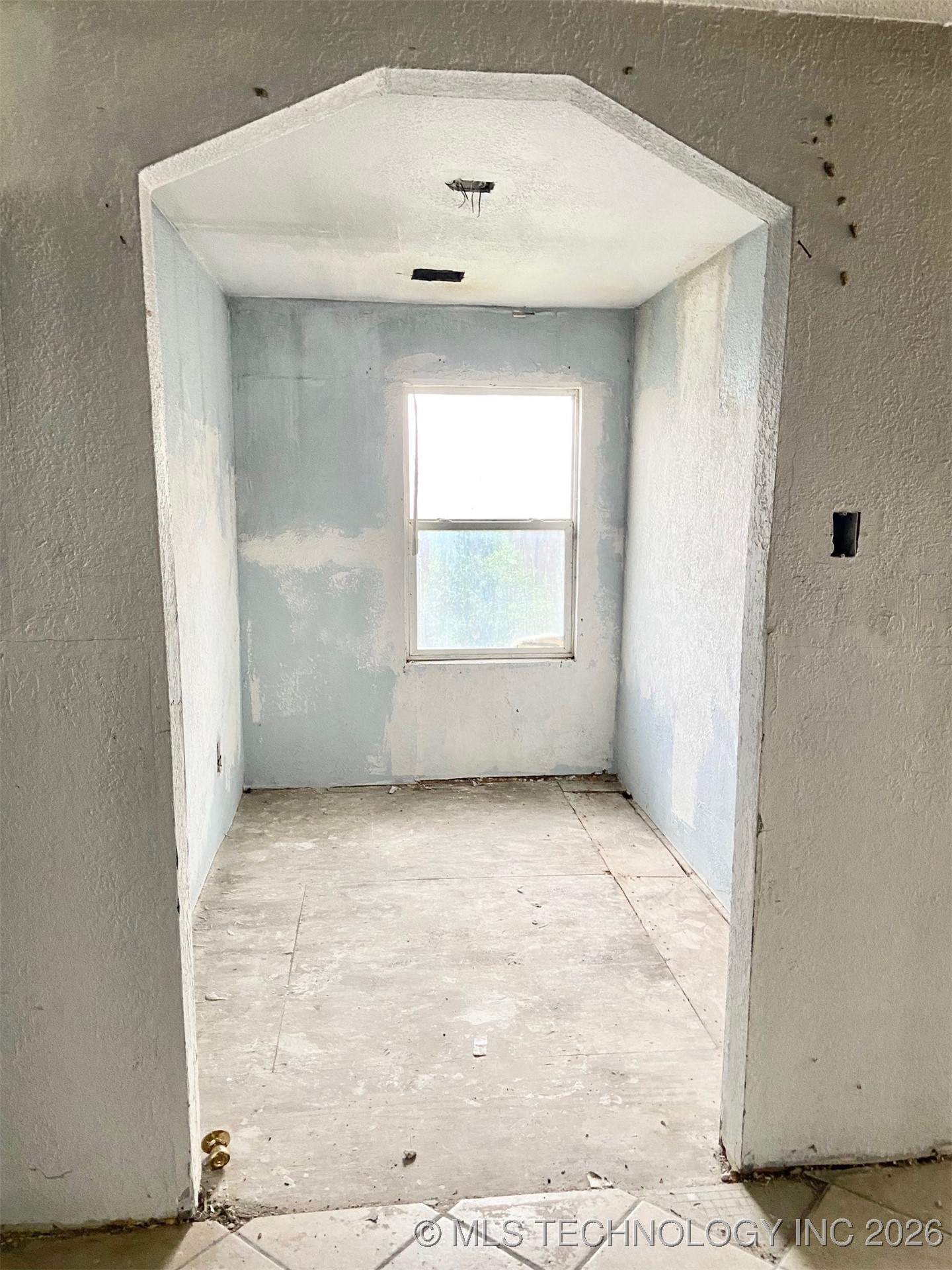 425 Rockdale Boulevard Property Photo 7